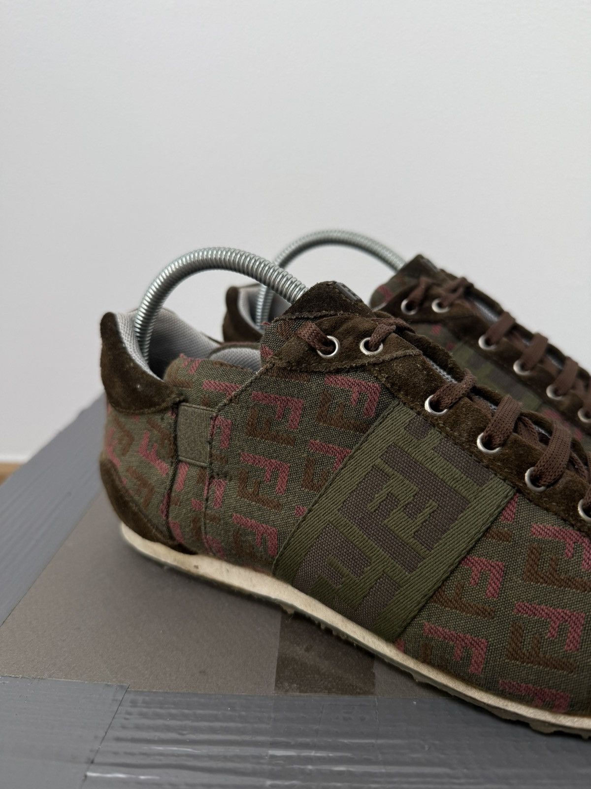 Fendi Fendi sneakers shoes monogram luxury wear vintage old money Size US 6 / IT 36 - 5 Thumbnail