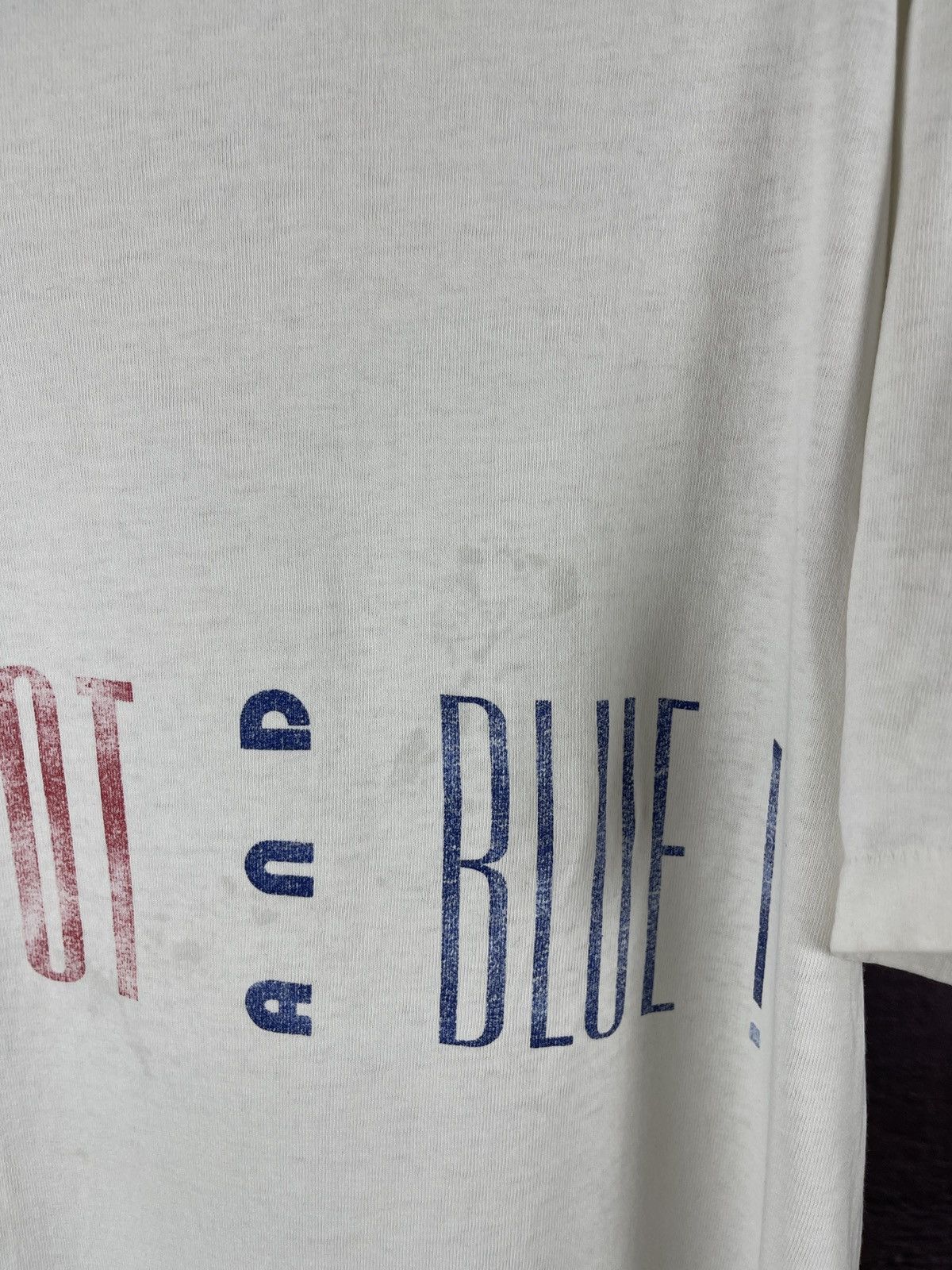 Japanese Brand 90’s Estée Lauder “Red Hot and Blue!” Tee shirt used Size US L / EU 52-54 / 3 - 7 Thumbnail