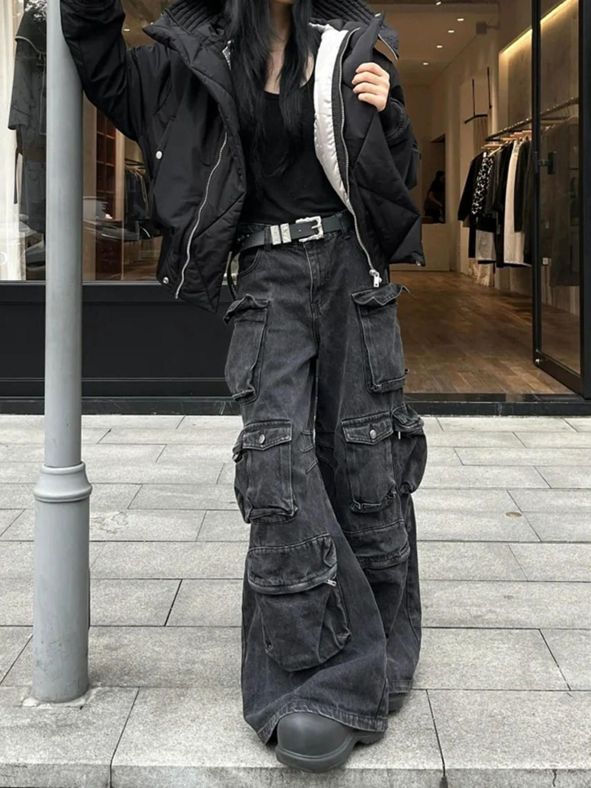 Jean Black Baggy Distressed Cargo Jeans, Wide Leg Pants Size US 32 / EU 48 - 1 Thumbnail