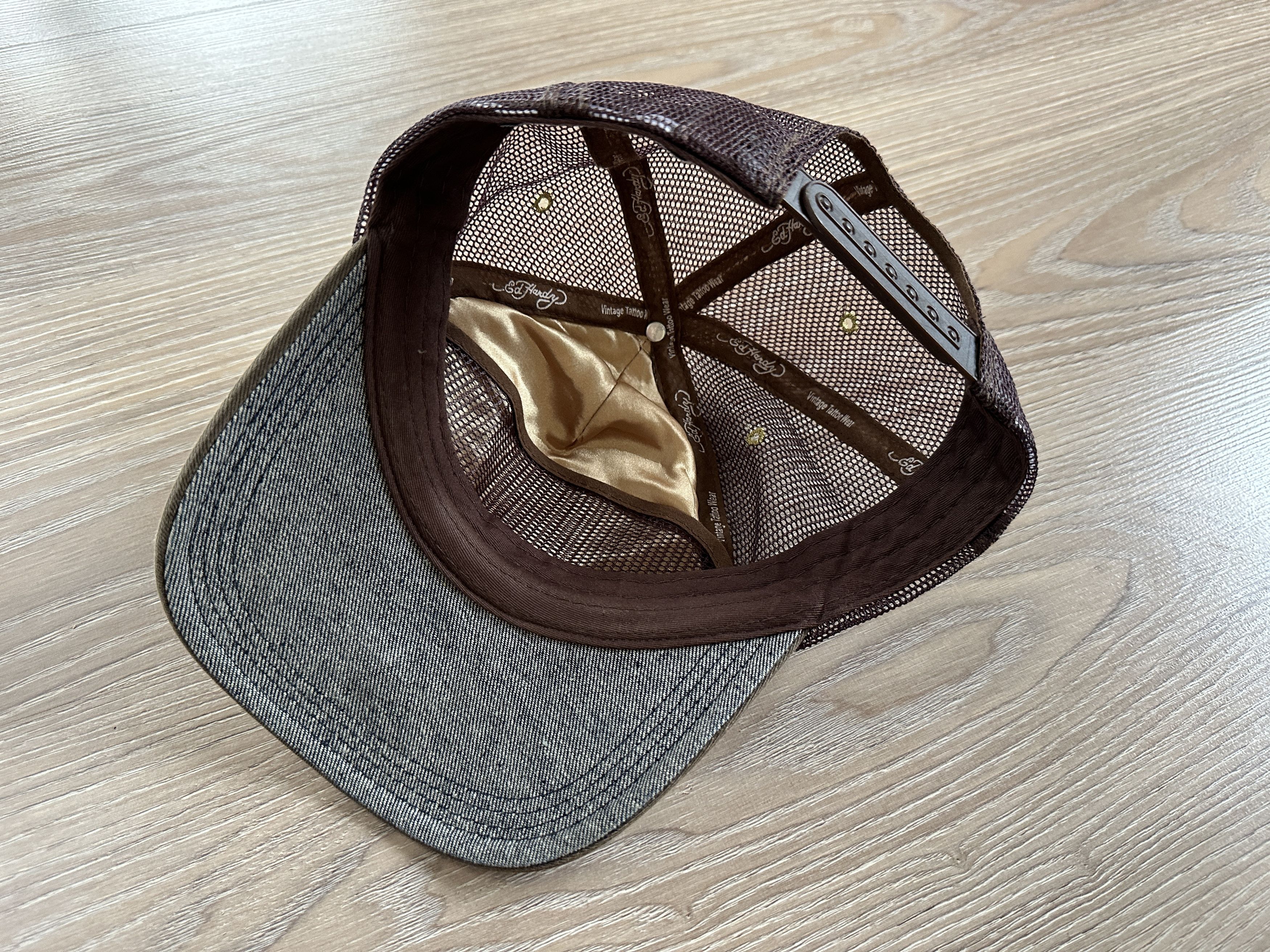 Christian Audigier × Ed Hardy × Vintage Vintage Ed Hardy Brown Cap Trucker Size ONE SIZE - 6 Thumbnail