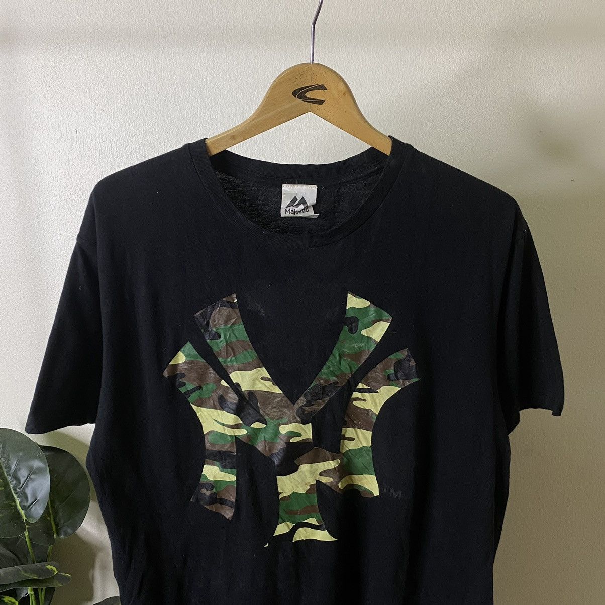 Majestic Y2K Majestic x NY Yankees MLB Camo Logo Tee Size US L / EU 52-54 / 3 - 2 Thumbnail
