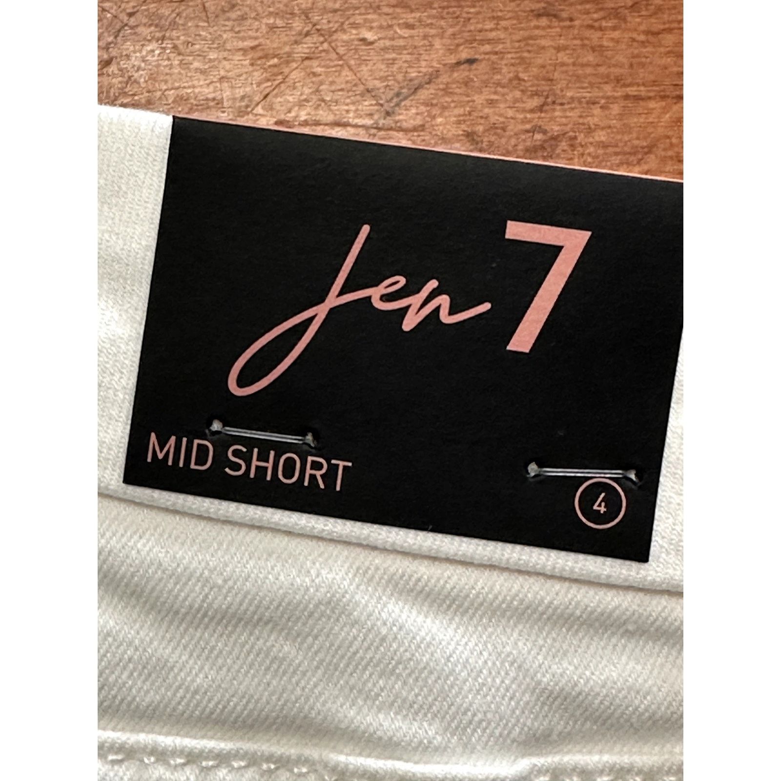 Other Jen7 Jean Shorts Mid Rise Fit Frayed Hem Cream Women’s 4 NWT Size 27" / US 4 / IT 40 - 9 Thumbnail