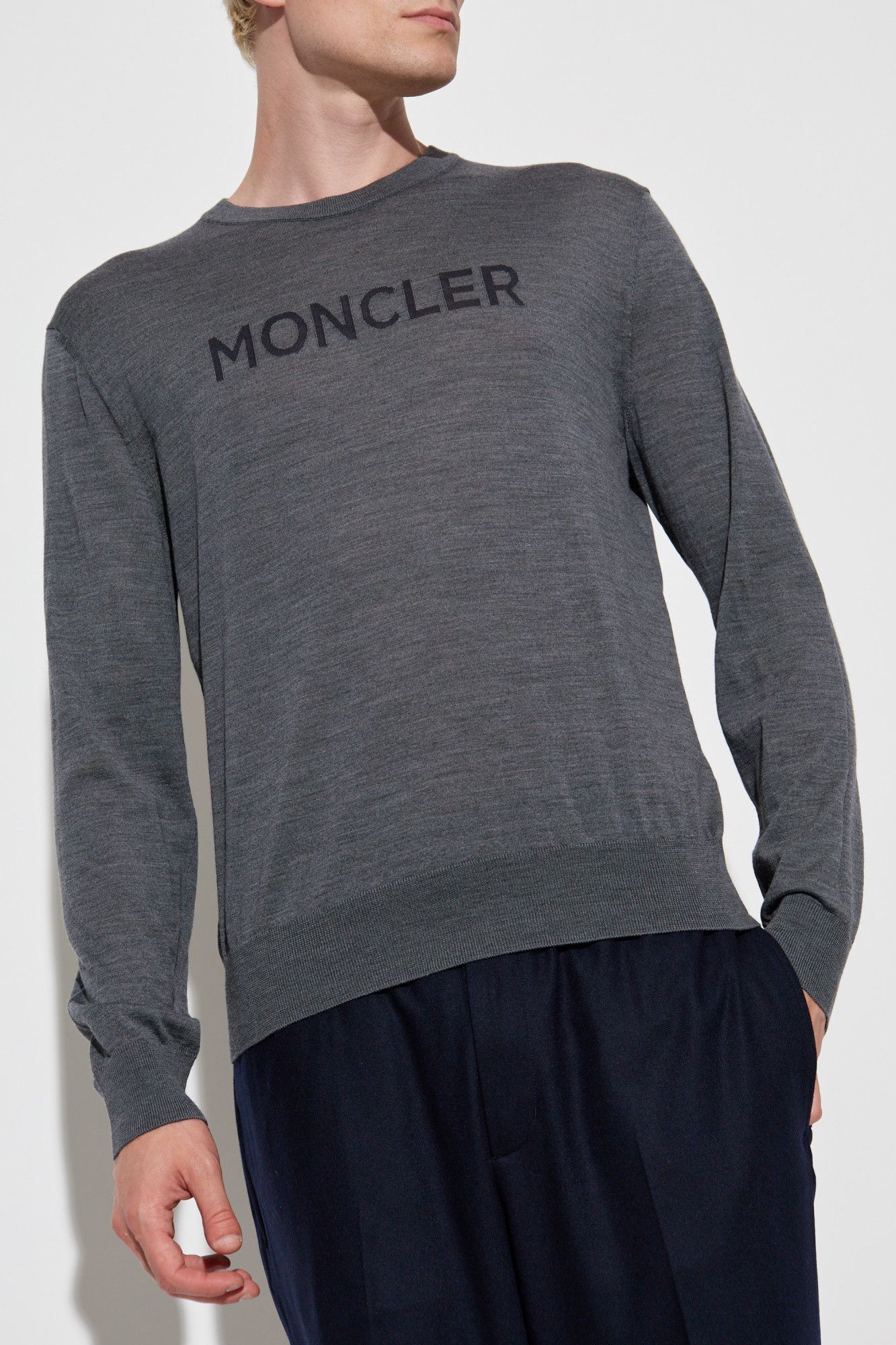 Moncler o1s22i1n1124 Lightweight Wool Pullover Sweater in Grey Size US L / EU 52-54 / 3 - 3 Thumbnail
