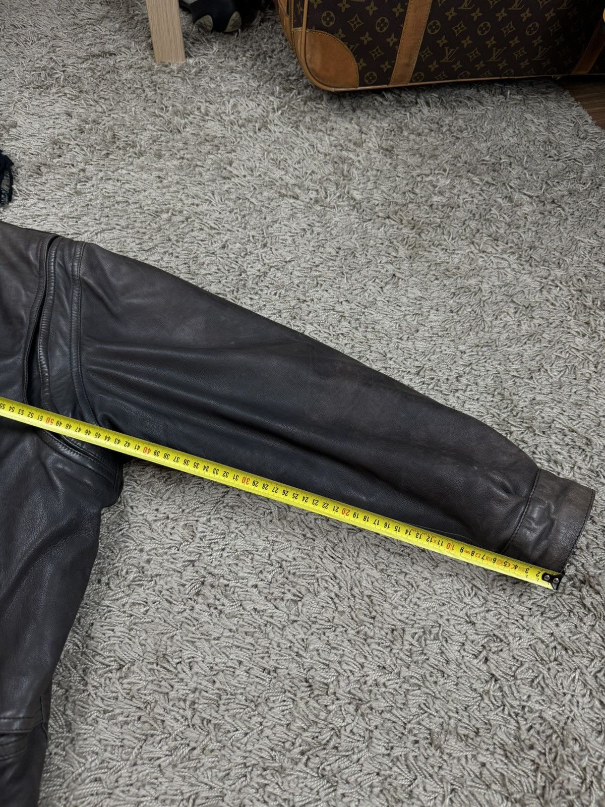 Vintage Vintage leather bomber jacket 90s original retro casual item Size US L / EU 52-54 / 3 - 5 Thumbnail