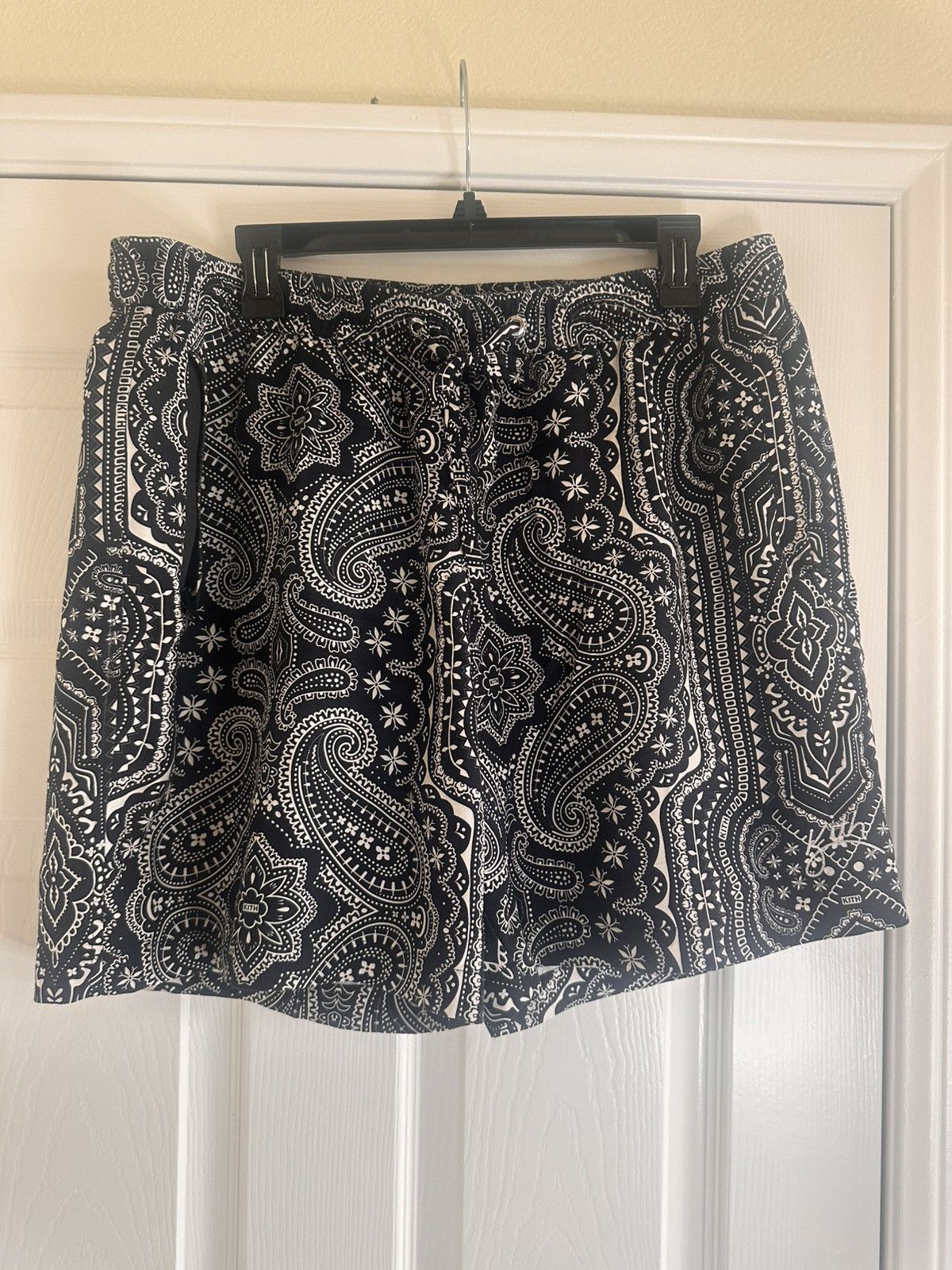 Kith Bandana Shorts size XL