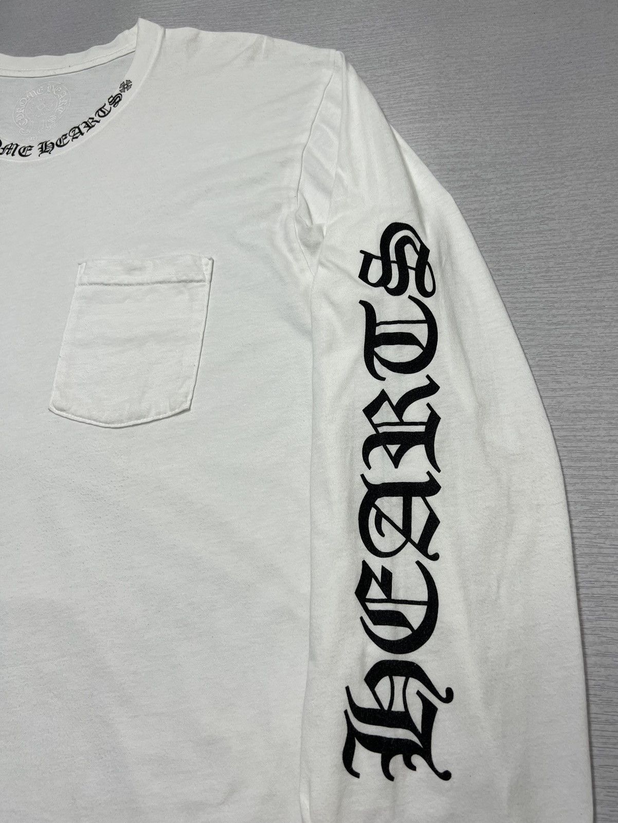 Chrome Hearts Chrome Hearts - Neck Script Logo Pocket L/S Shirt Size US XL / EU 56 / 4 - 8 Thumbnail