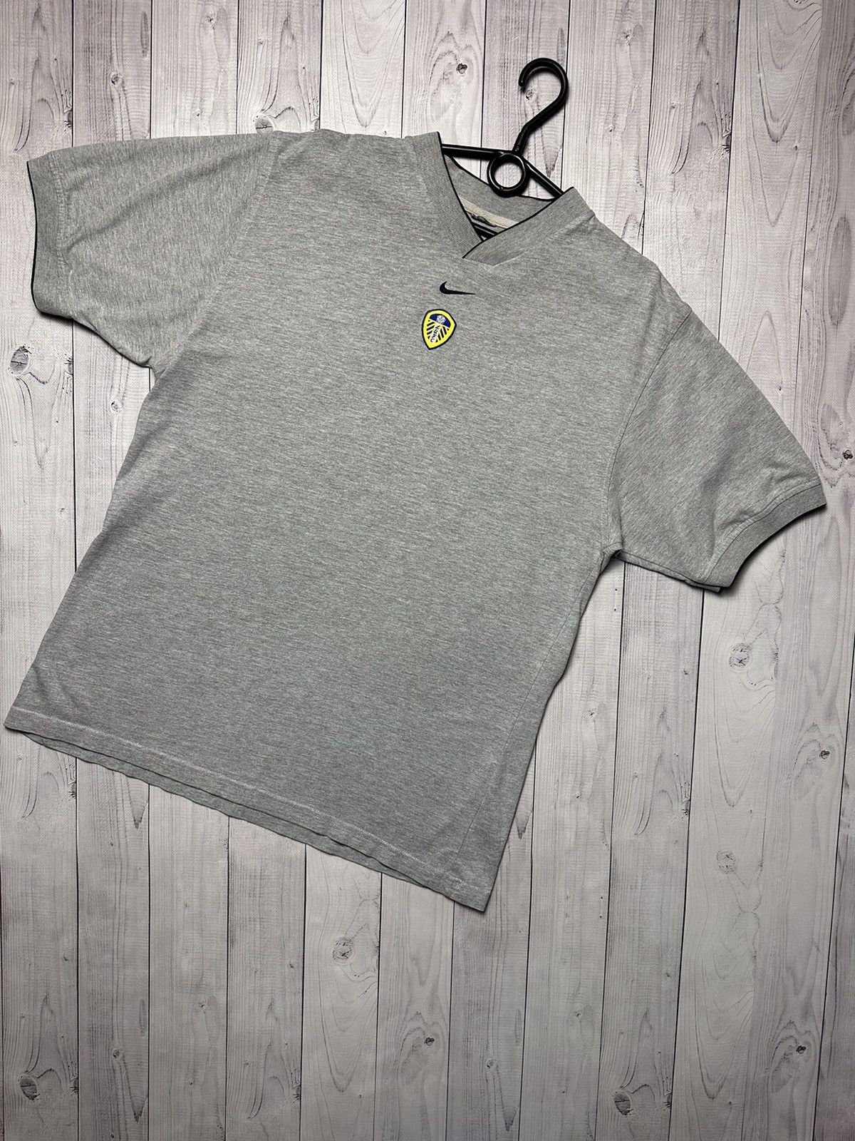 Vintage Nike center logo Leeds soccer jersey tee size M/L