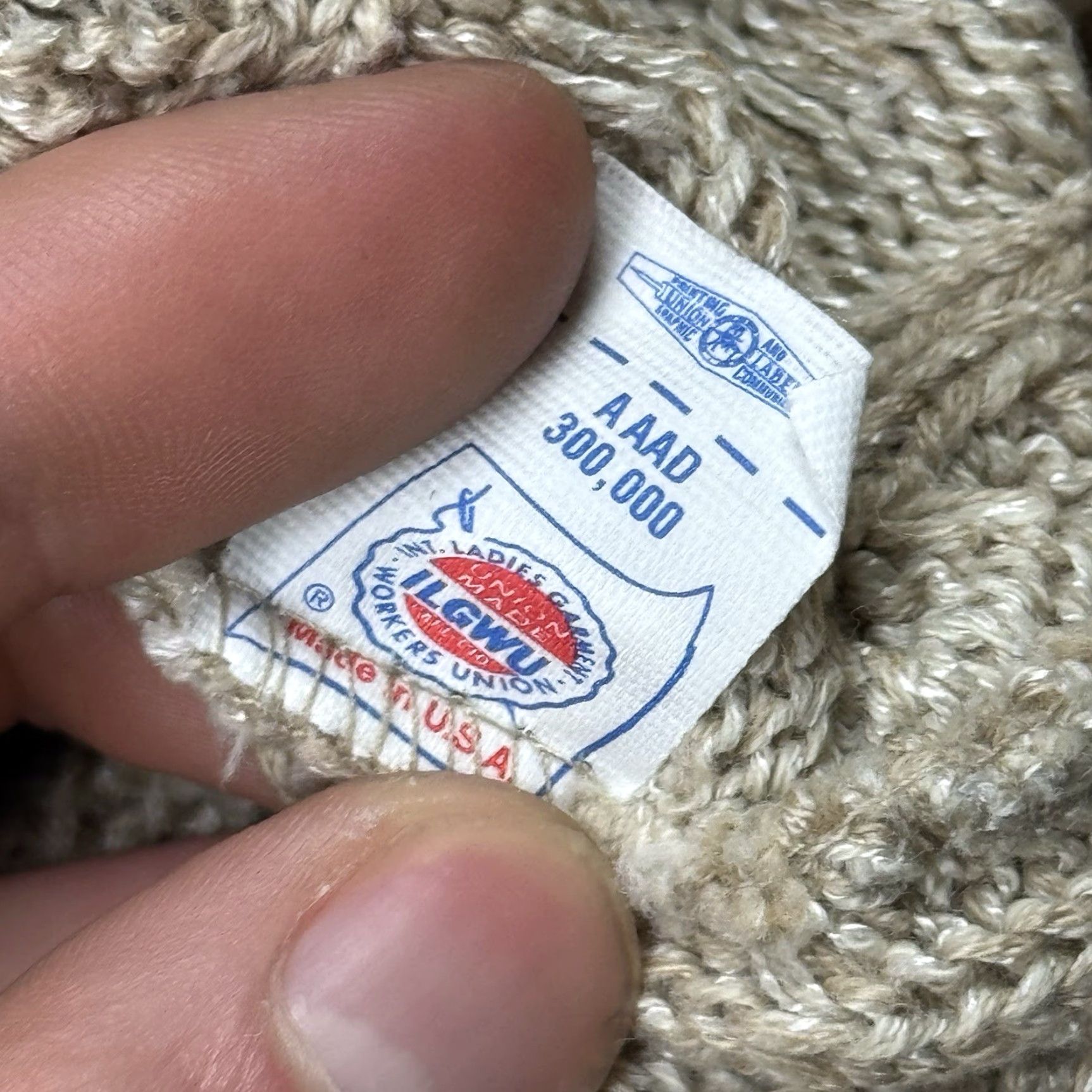 Vintage VINTAGE Tricots St Raphael Men's Cable Knit Sweater XL Beige 80s Classic Preppy All Seasons Size US XL / EU 56 / 4 - 4 Thumbnail