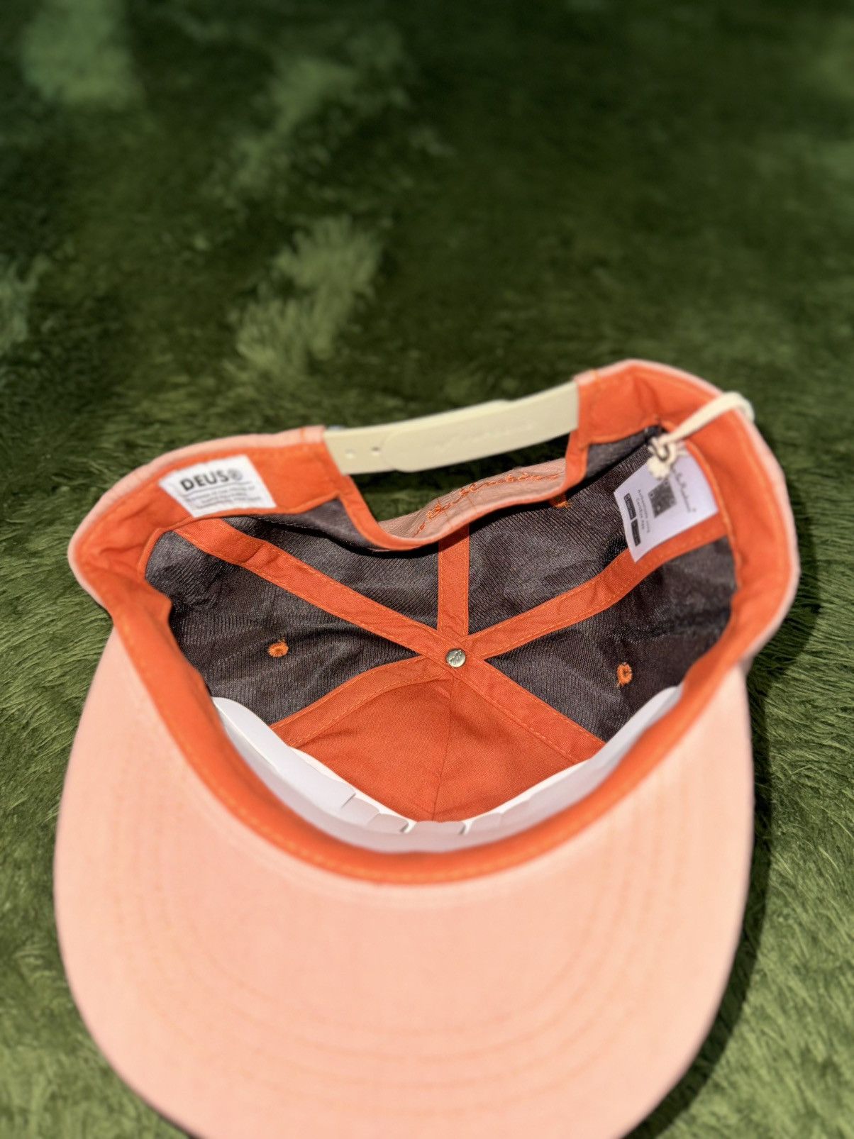 Deus Ex Machina Deus Ex Machina Board & Cycle Embroidered Logo Cap Peach Size ONE SIZE - 5 Thumbnail
