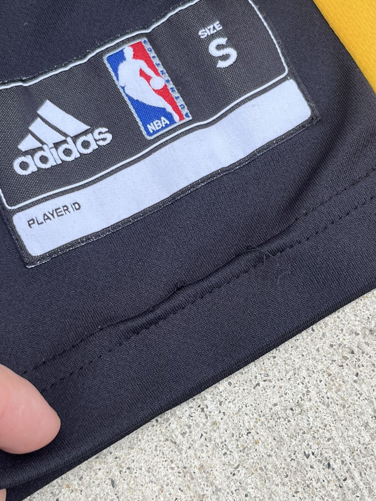 NBA Vintage Adidas NBA Los Angeles Lakers Kobe Bryant #24 Jersey Size US S / EU 44-46 / 1 - 6 Thumbnail