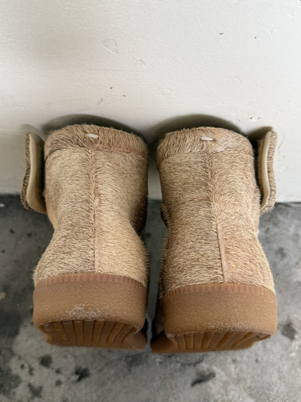 Maison Margiela Rare Maison Margiela Future yeezus High Sneaker Fur Size US 9 / EU 42 - 5 Thumbnail