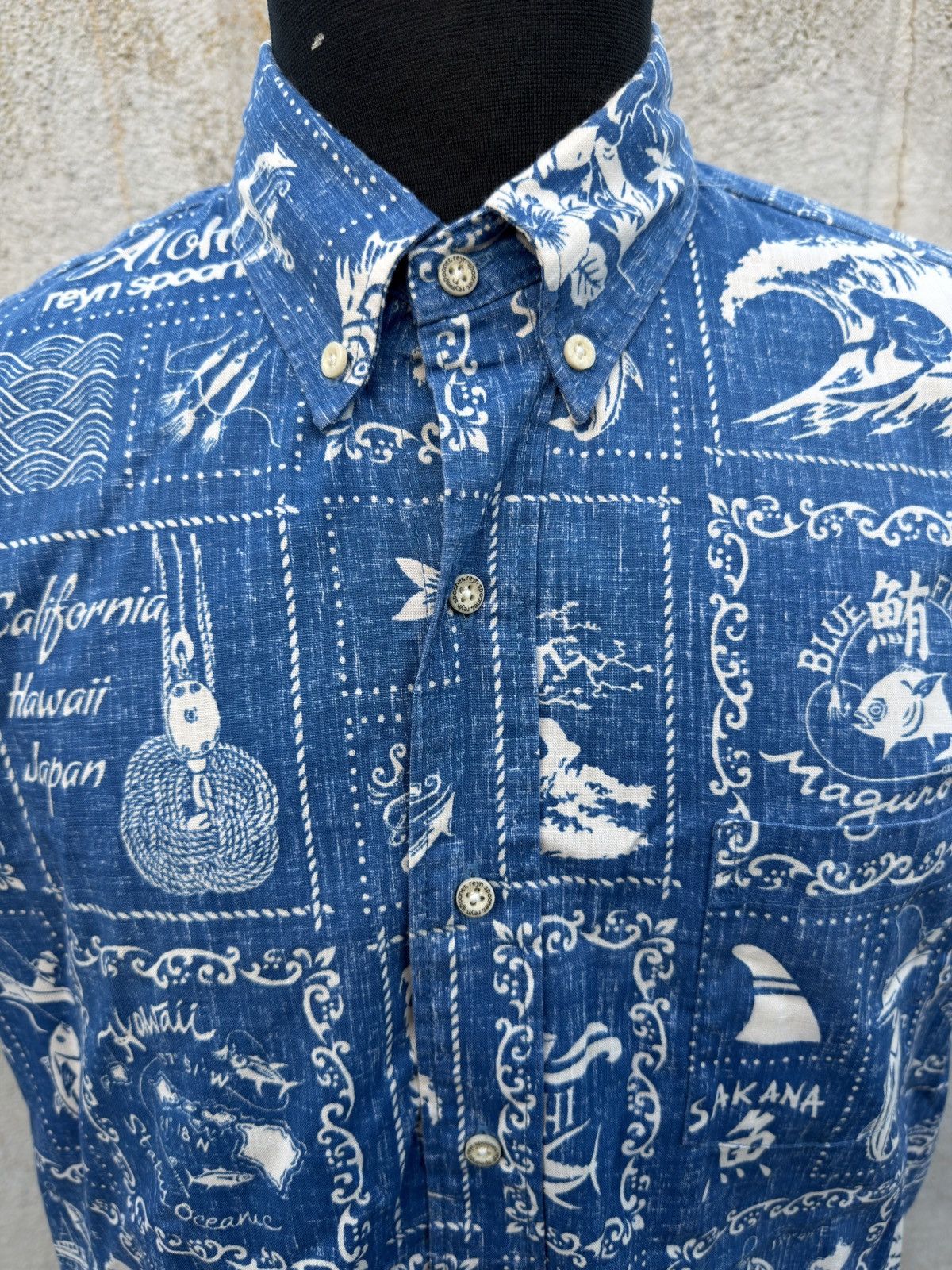 Reyn Spooner PreOwned Reyn Spooner Blue Classic Hawaiian Print Men's M Size US M / EU 48-50 / 2 - 3 Thumbnail