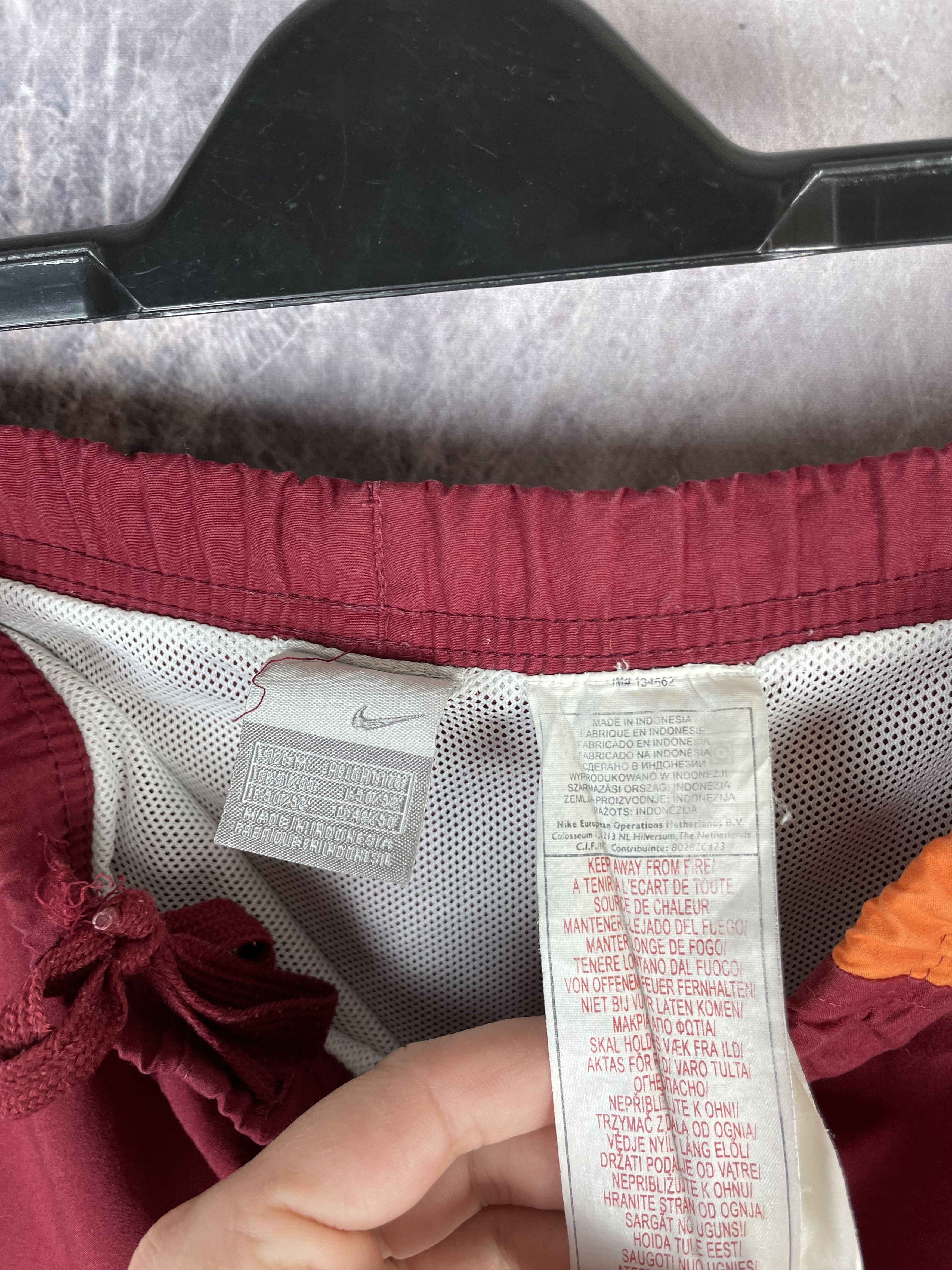 Nike Nike Mens Nylon Shorts y2k Size US 32 / EU 48 - 5 Thumbnail