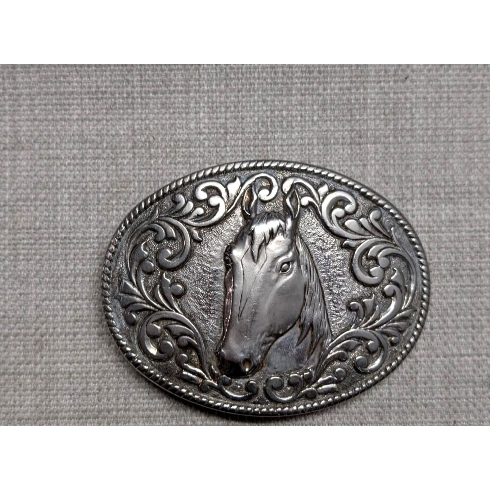 Vintage VINTAGE Chambers USA made HORSE belt buckle BRASS 24 KT GOLD PLATE Western Southwest Cowboy Men Buckle 2.75 x 3.5" Adjustable 1.5 in Size ONE SIZE - 5 Thumbnail