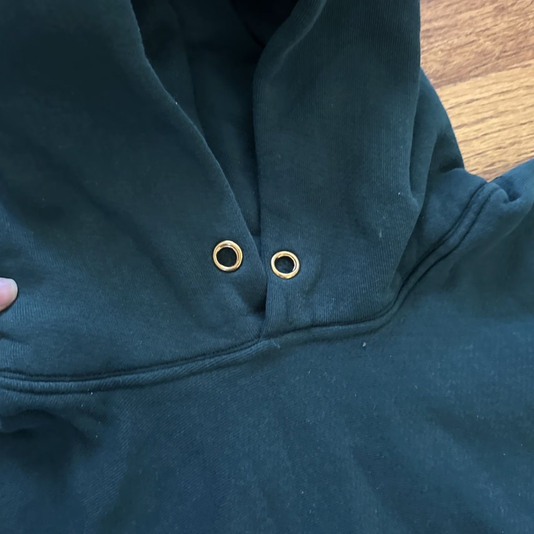 Les Tien VINTAGE Les Tien Hoodie S Green Luxury Cotton Pullover Oversized USA Men Small Size Regular Pullover C25 Size US S / EU 44-46 / 1 - 4 Thumbnail