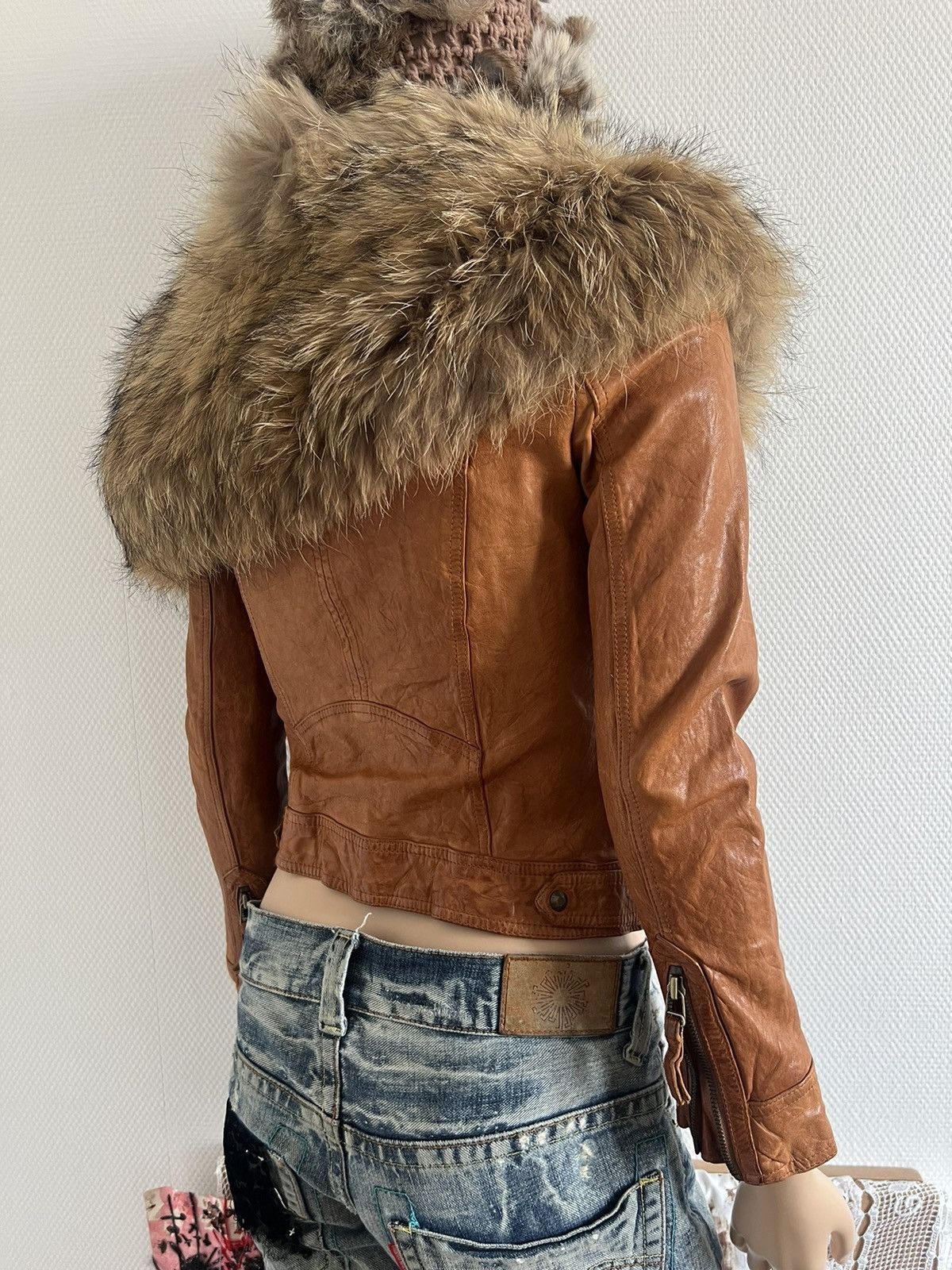 Japanese Brand “goa” Voluminous Fur Leather Jacket Size S / US 4 / IT 40 - 9 Thumbnail