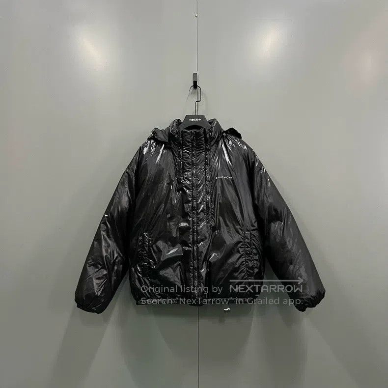 Givenchy Givenchy Black Small Logo Hooded Down Jacket (Size 52) Size US XL / EU 56 / 4 - 1 Thumbnail