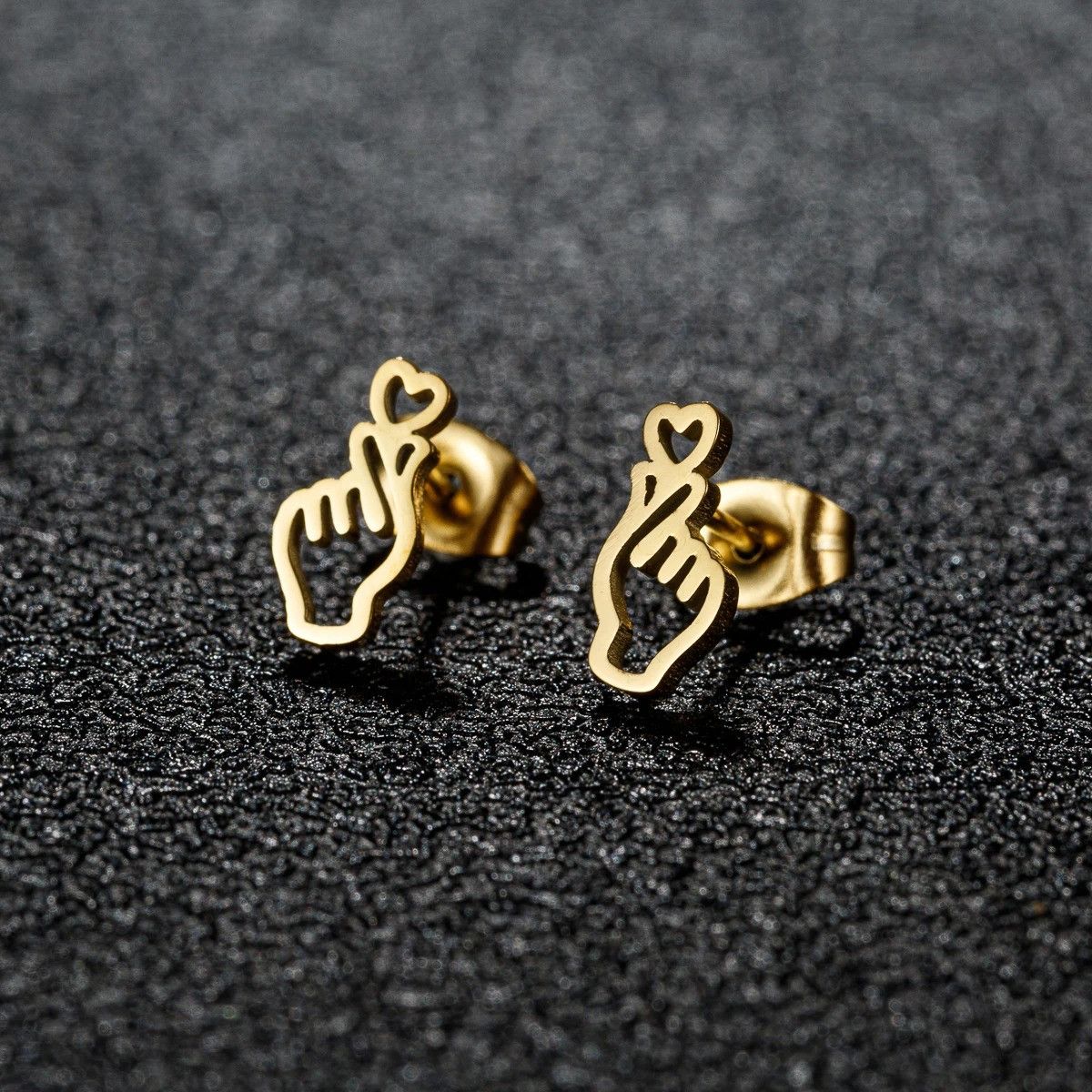 Jewelry Love Heart Stud Earrings Charm Stainless Earring Gift Size ONE SIZE - 1 Thumbnail