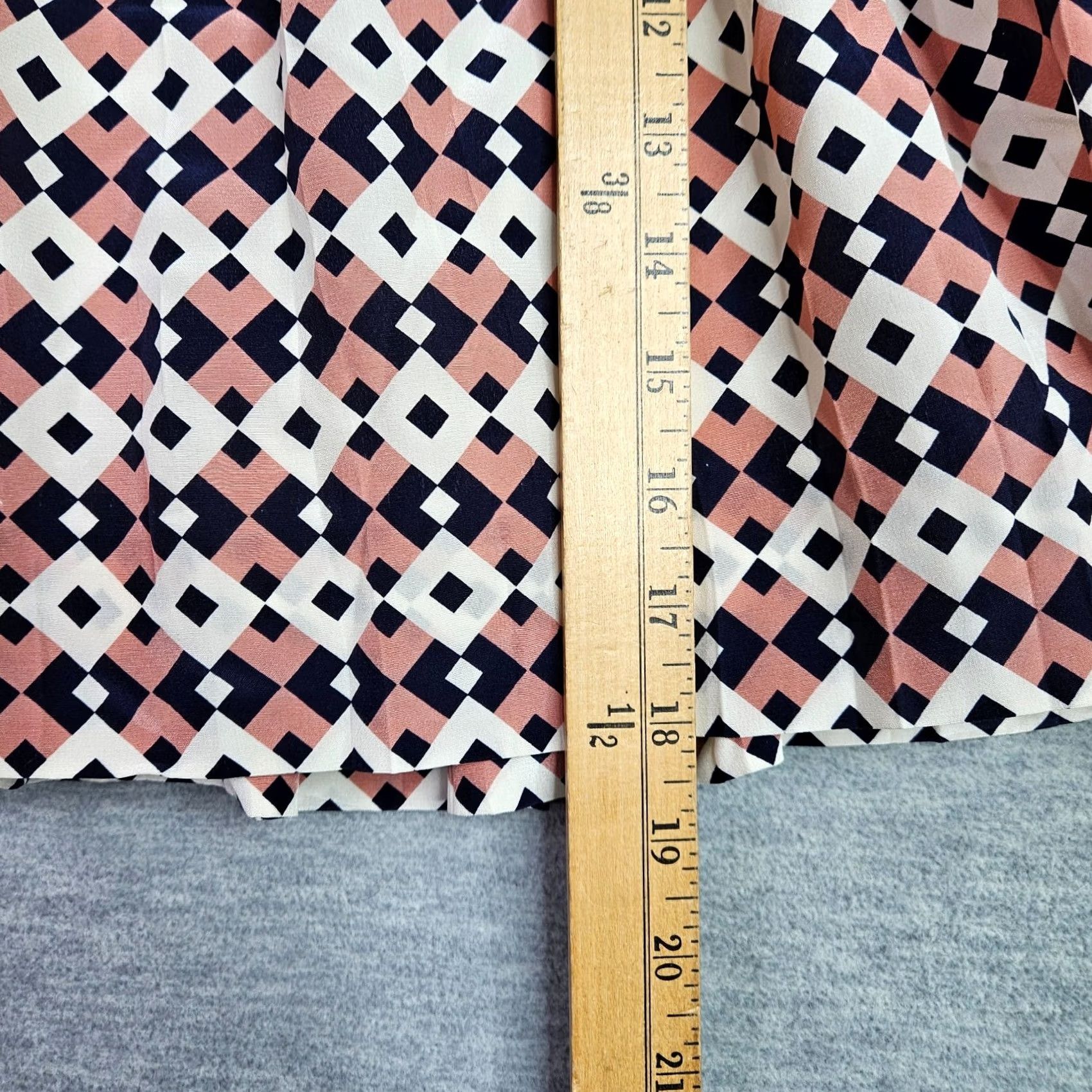 J.Crew J.CREW Skirt Womens 2 Women Size Geometric Print Pink Blue Line Casual Preppy Size 26" / US 2 / IT 38 - 4 Thumbnail
