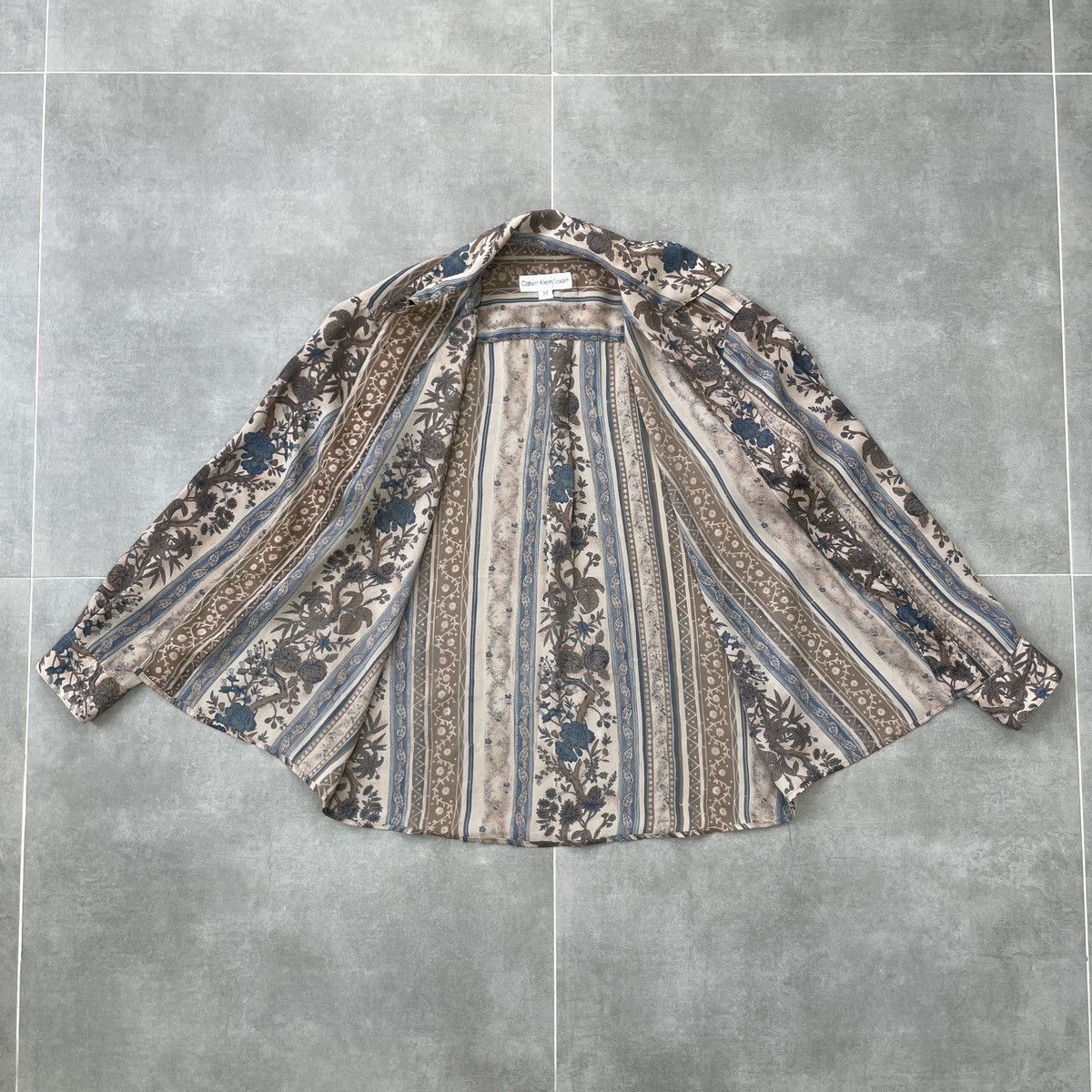 Calvin Klein × Vintage Vintage Calvin Klein Sport women Button Shirt Size M Size M / US 6-8 / IT 42-44 - 10 Thumbnail