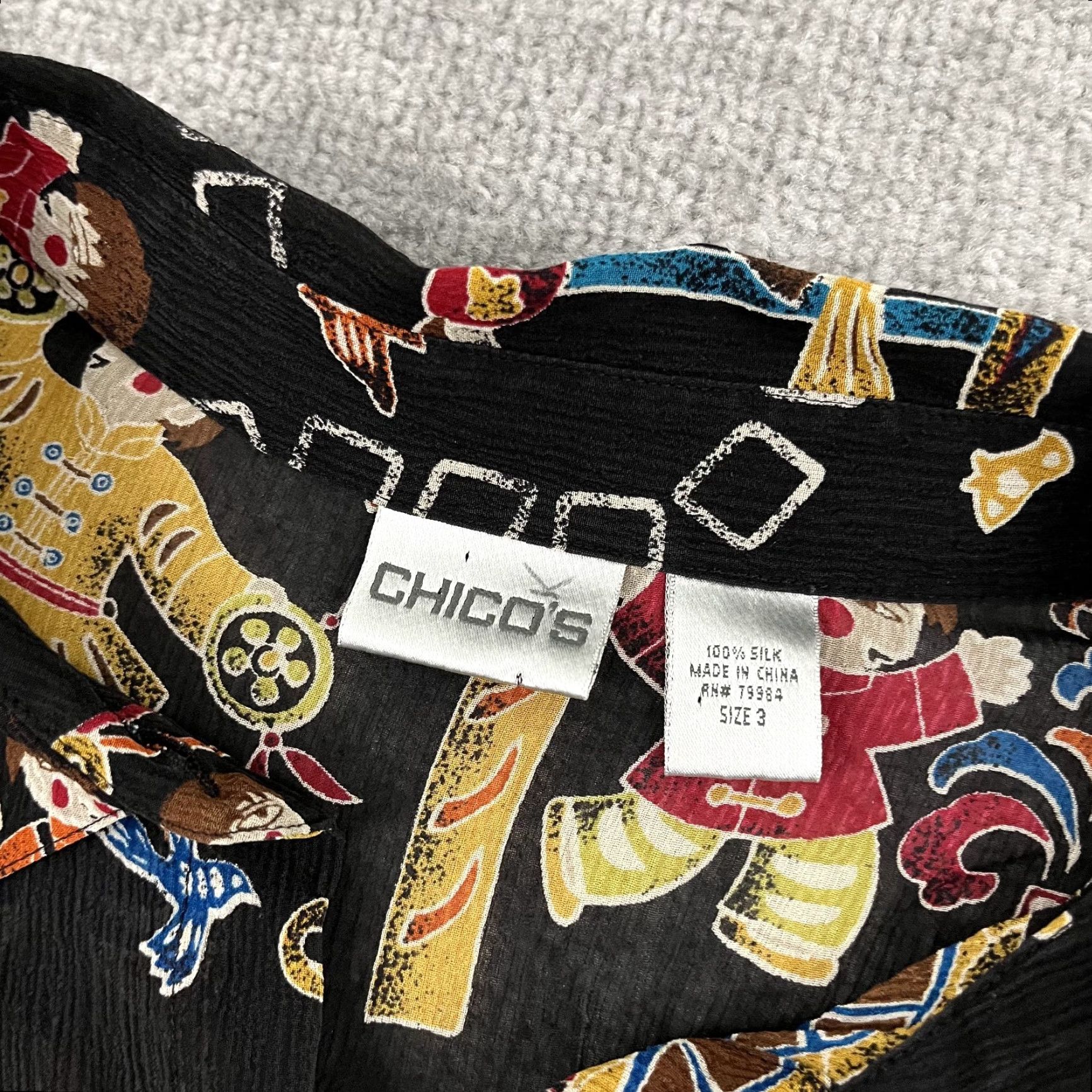 Vintage VINTAGE Chico's Shirt Womens 3 XL Black Silk Button-Up Geometric Art Asian Traditional Novelty Womens Size XS / US 0-2 / IT 36-38 - 2 Thumbnail
