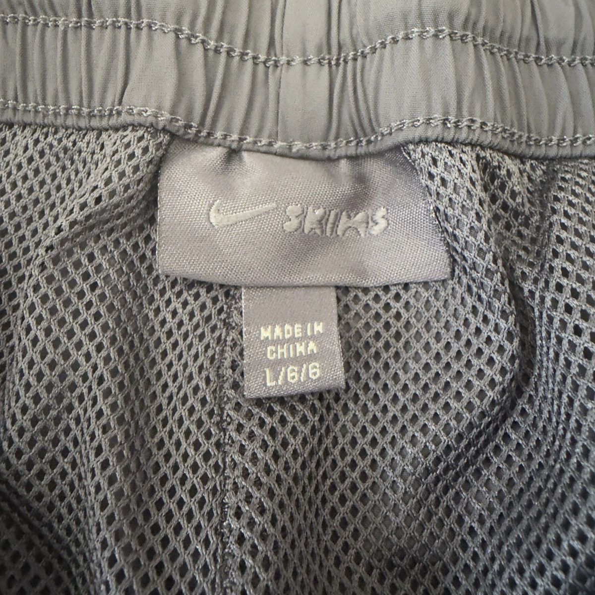Nike Nike Skims Track Pants Grey Large 🚫READ DESCRIPTION🚫 Size US 34 / EU 50 - 6 Thumbnail