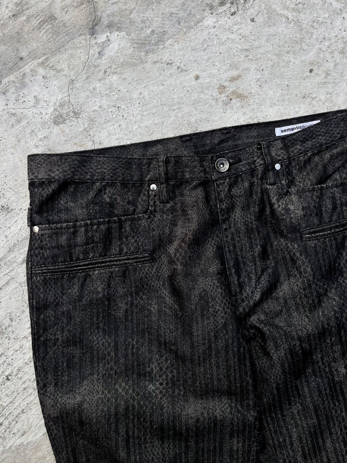 semanticdesign RARE Semanticdesign Snake Skin Pattern Flared Pants Size US 33 - 3 Thumbnail