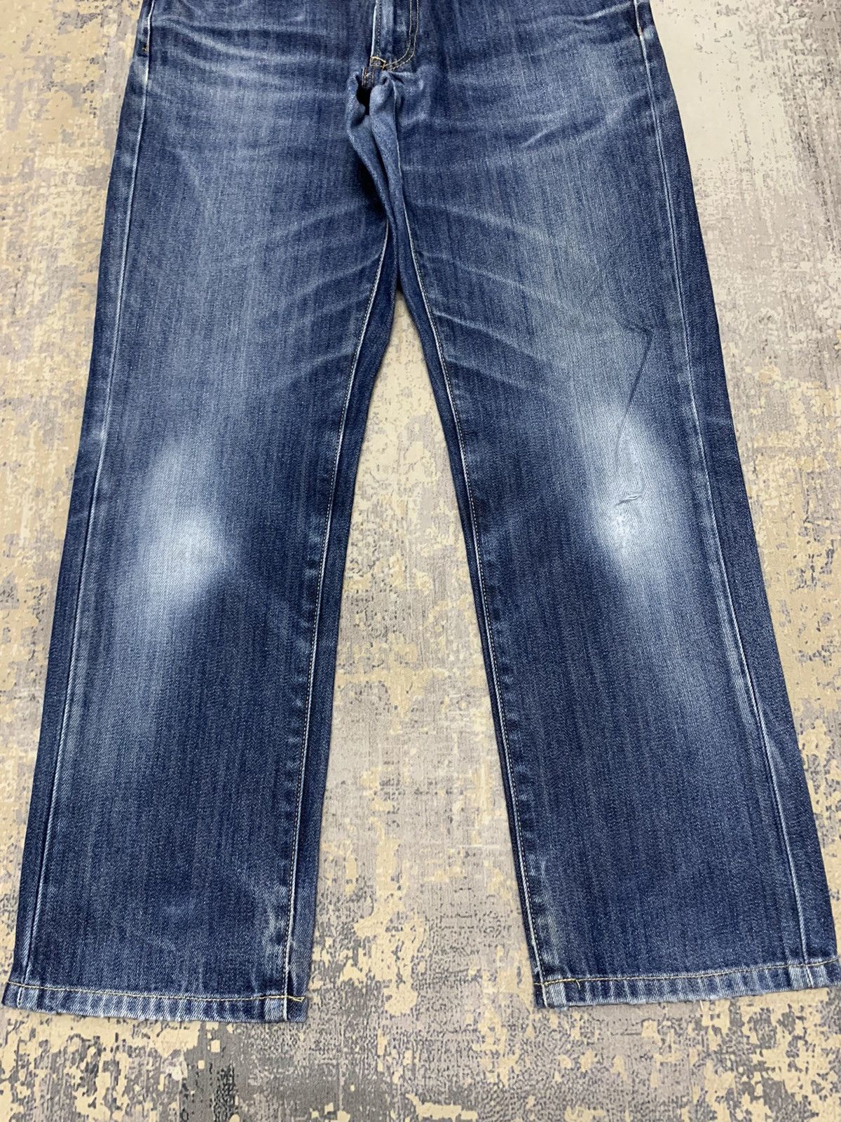 Japanese Brand Vtg Uniqlo Kaihara Slim Straight Selvedge Denim Jeans W31 Size US 31 - 4 Thumbnail