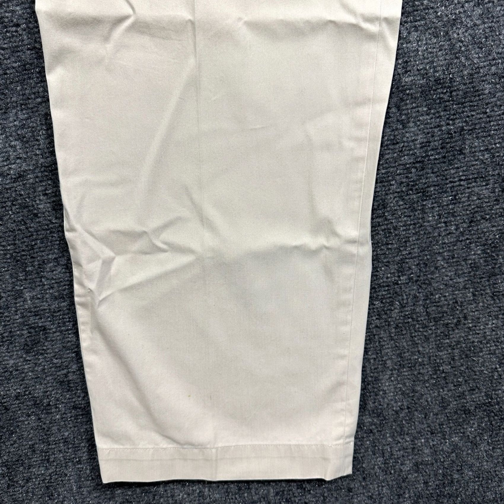 Brooks Brothers Brooks Brothers 346 Chino Pants Men Beige Cotton Straight Leg Pockets 38 Size US 38 / EU 54 - 2 Thumbnail