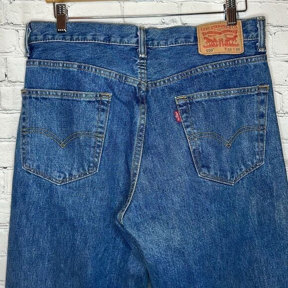 Levi's Levi’s 550 Men’s Straight Leg Jeans size 33 x 30 Size US 33 - 4 Thumbnail