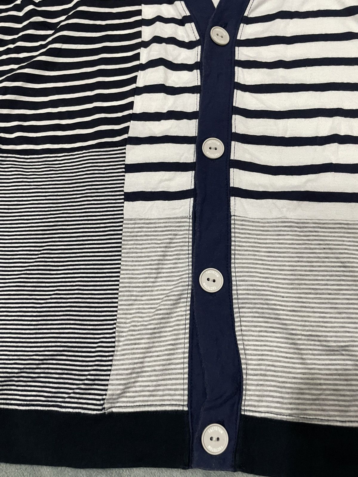 FACTOTUM FACTOTUM KNIT CARDIGAN STRIPE RARE 🔥 Size US L / EU 52-54 / 3 - 5 Thumbnail