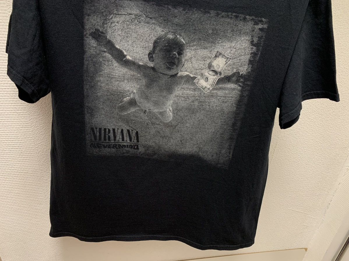 Band Tees Nirvana nevermind black rock vintage t-shirt Xl size Gildan Size US XL / EU 56 / 4 - 4 Thumbnail