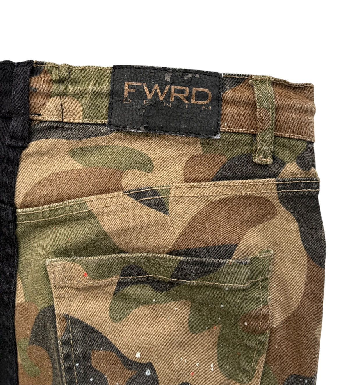 Other FRWD Denim Hybrid Distressed Paint Splash Camo Cargo Pants Size US 29 - 12 Thumbnail
