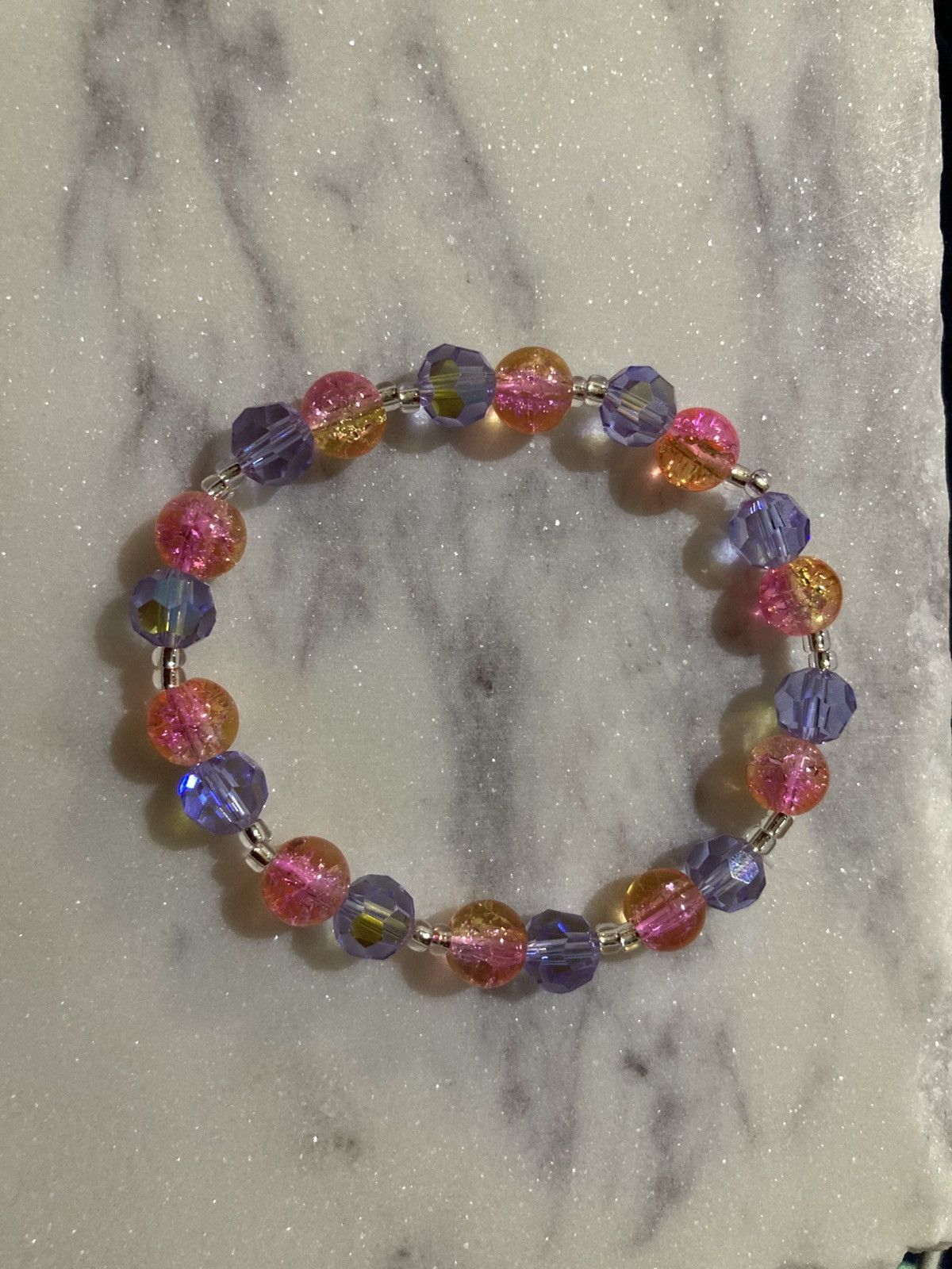 Other Pink and purple beaded Irredecent bracelet Size ONE SIZE - 1 Preview