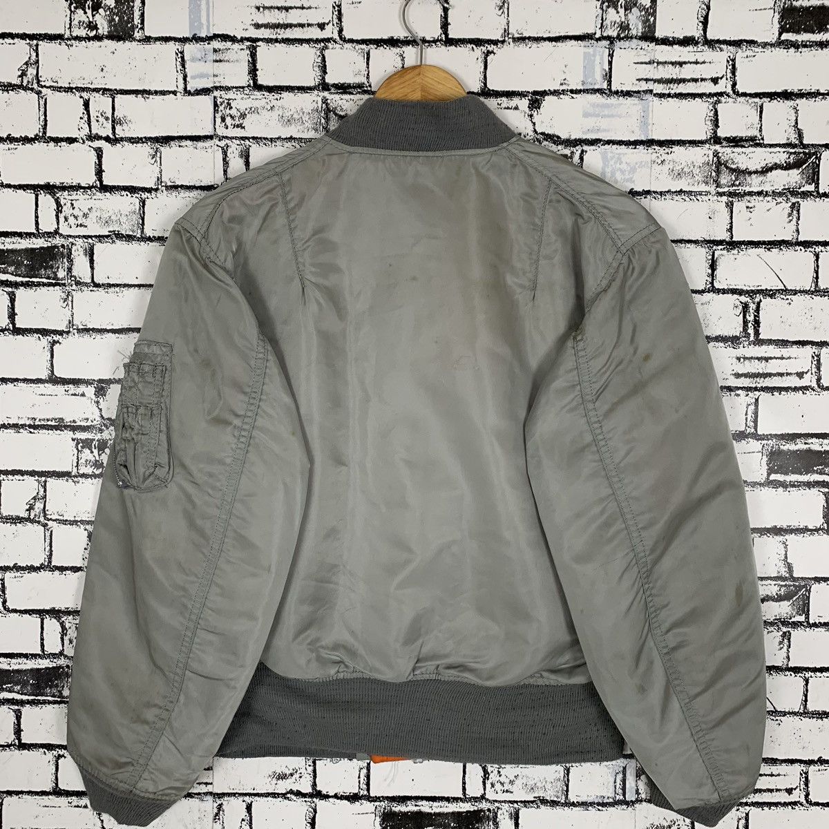 Alpha Industries Alpha Industries Riversible Bomber Jacket Size US S / EU 44-46 / 1 - 8 Thumbnail