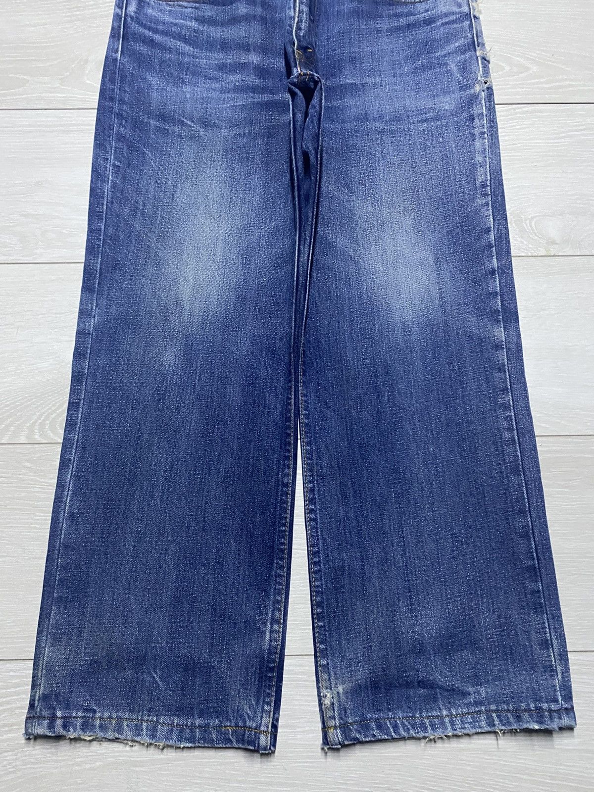 Levi's Vintage Levis 502 Faded Wash Distressed Loose Jeans Size US 31 - 5 Thumbnail