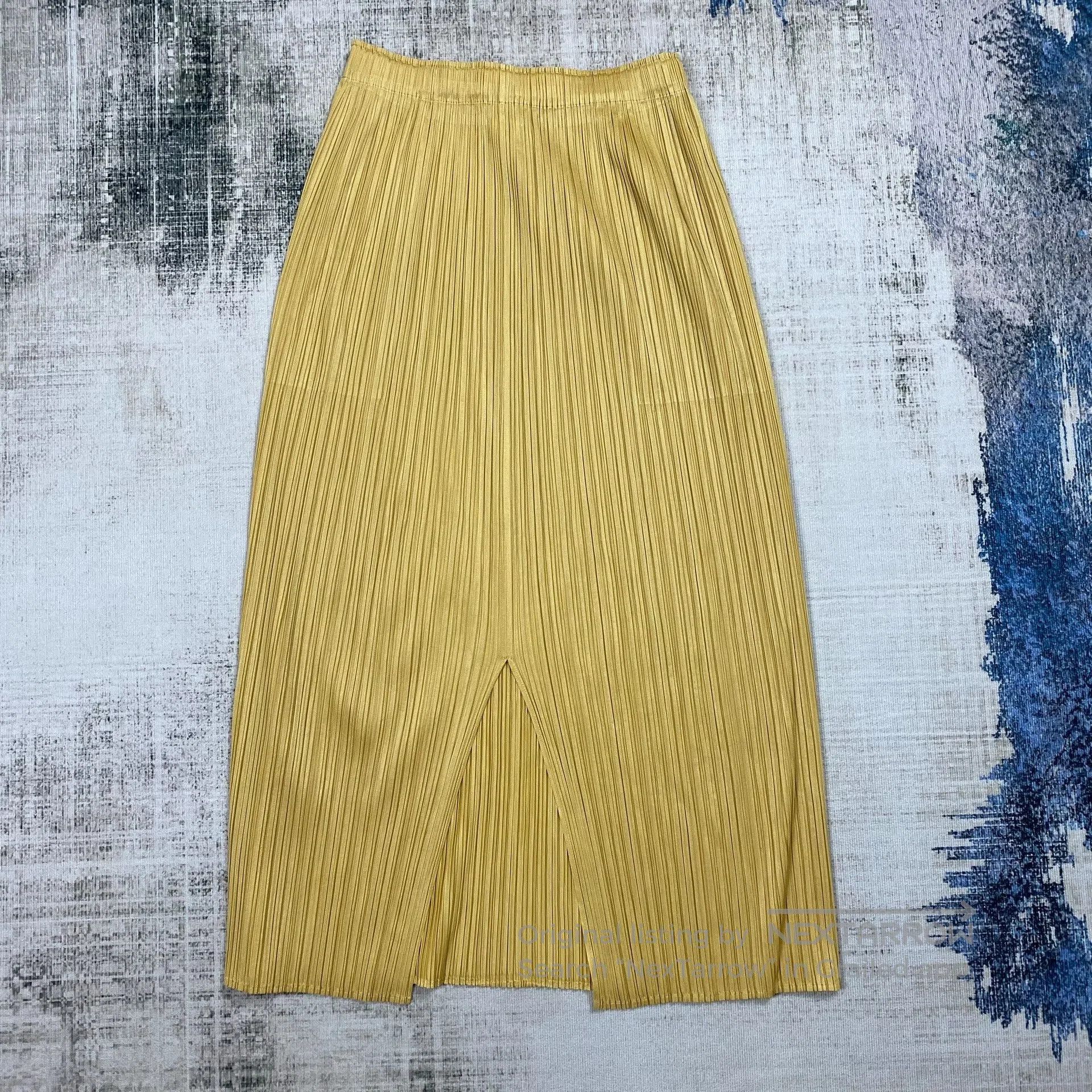 Pleats Please Issey Miyake Issey Miyake Pleats Please Skirt. Size 25" / US 0 / IT 36 - 5 Thumbnail