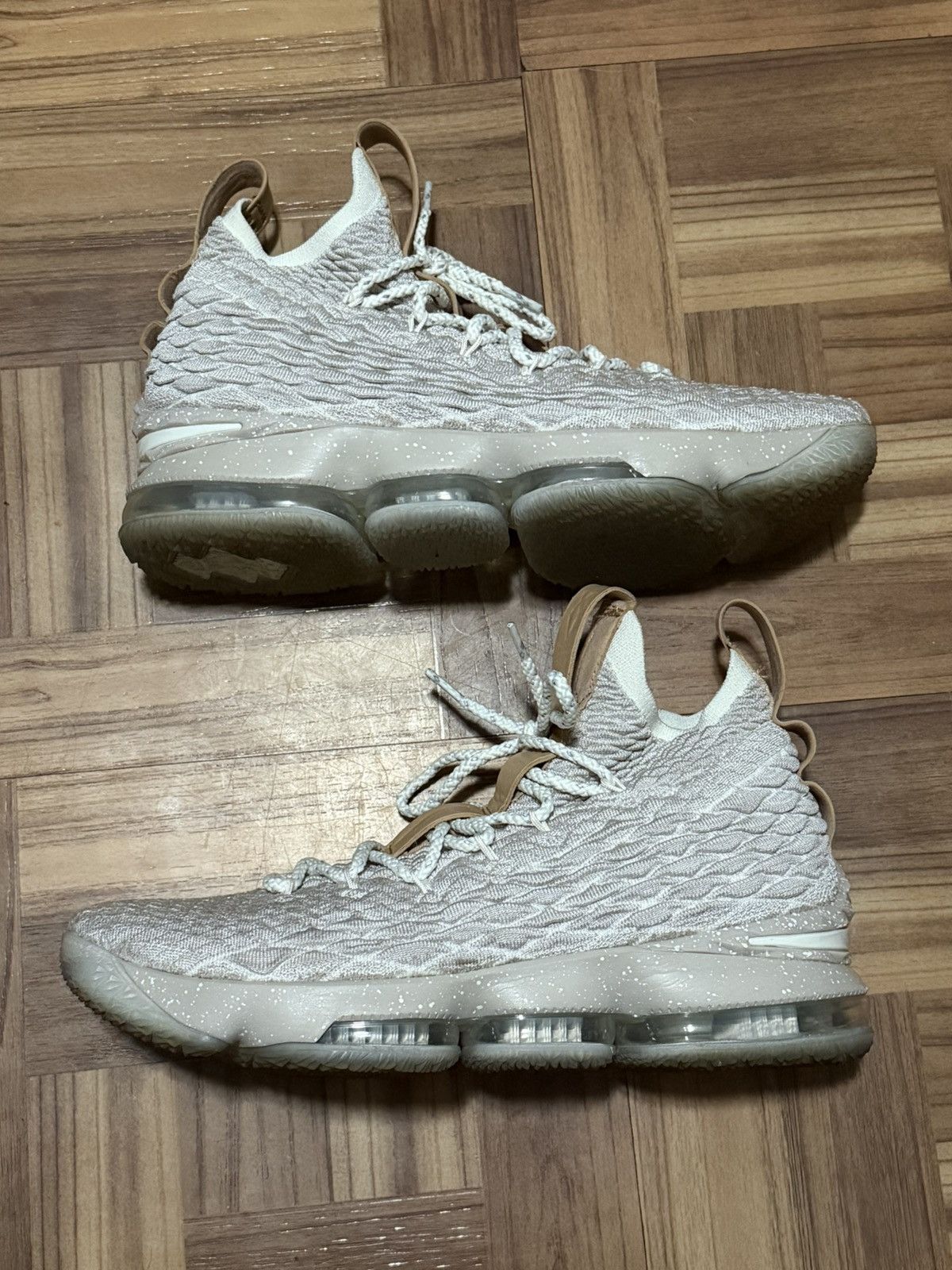 Nike Nike LeBron 15 Ghost Size US 11 / EU 44 - 1 Thumbnail
