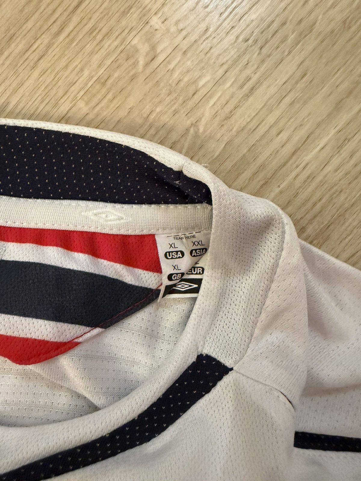 Umbro National team of Norway 🇳🇴 2005/2006 UMBRO Size US XL / EU 56 / 4 - 8 Thumbnail