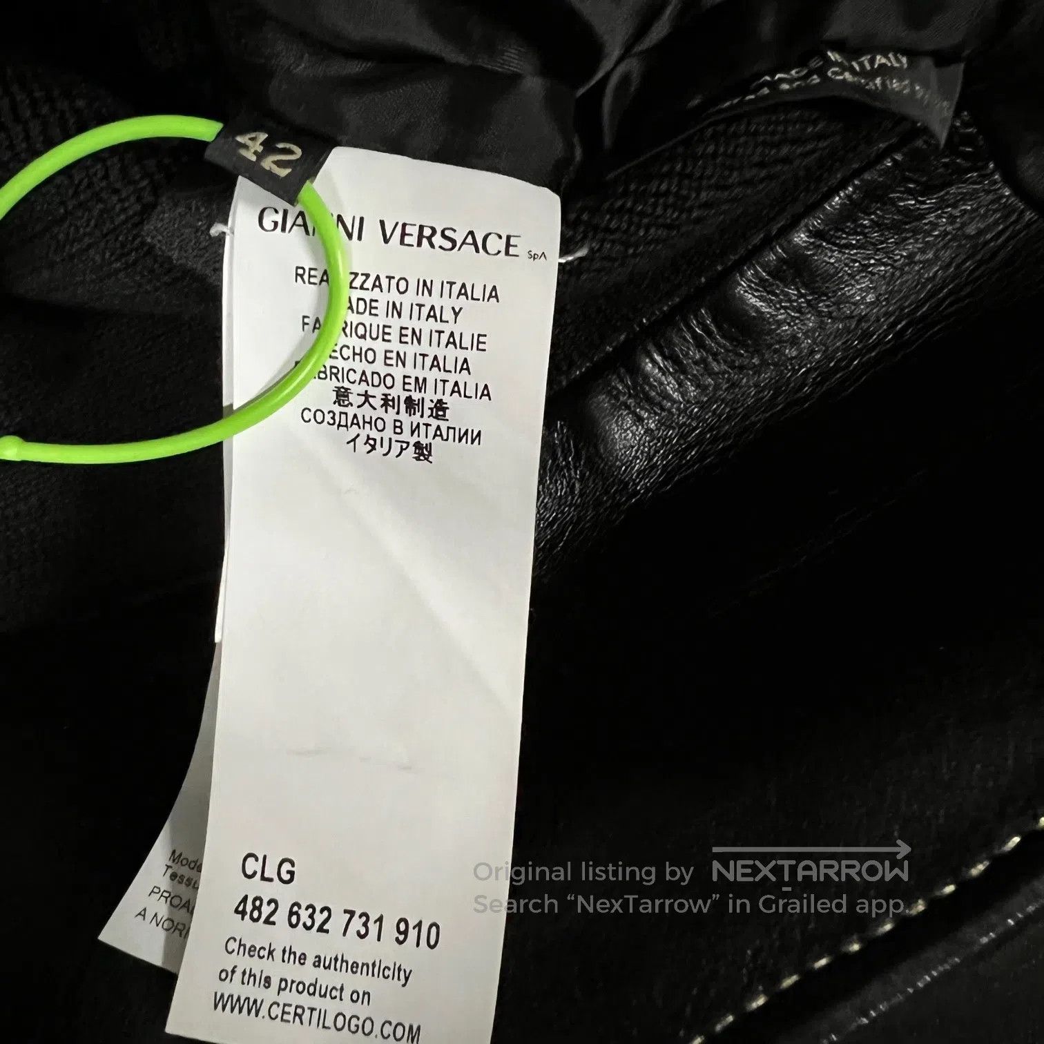 Versace Versace Knitted, stitched black and gold motorcycle leathe Size US XS / EU 42 / 0 - 7 Thumbnail