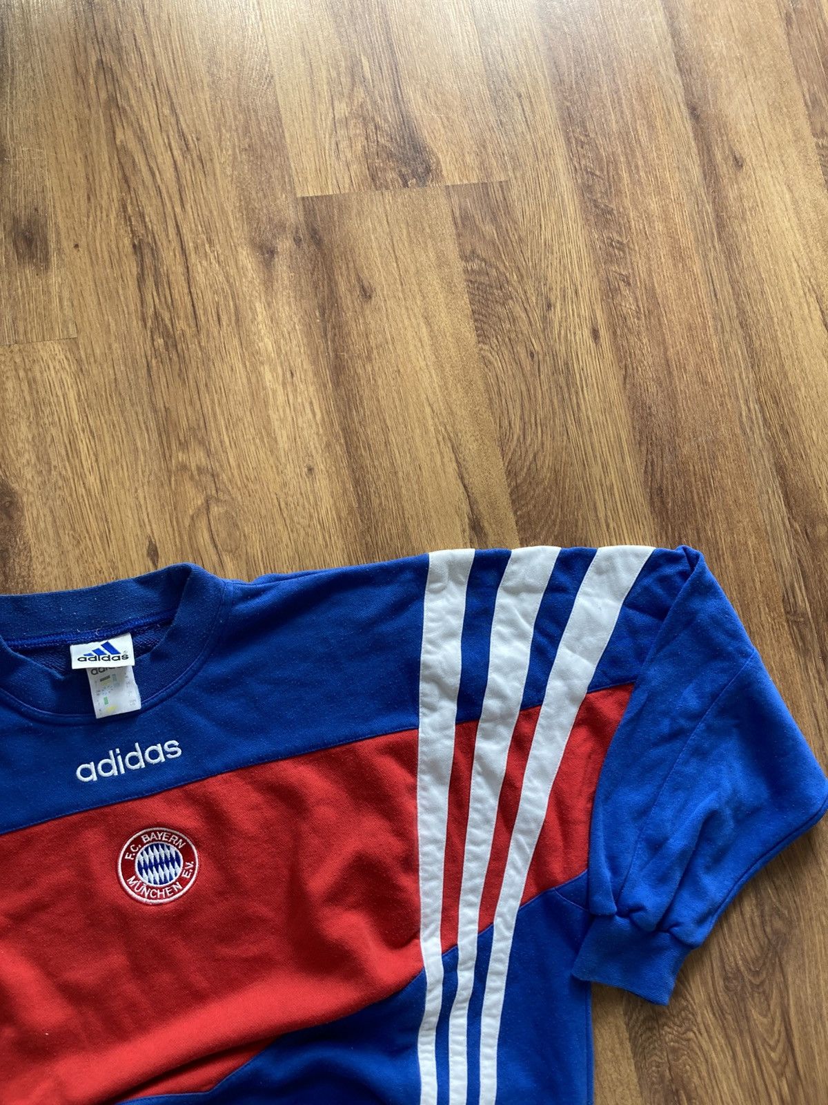 Adidas Vintage rare 90’s adidas bayern munchen sweatshirt crewneck Size US L / EU 52-54 / 3 - 5 Thumbnail