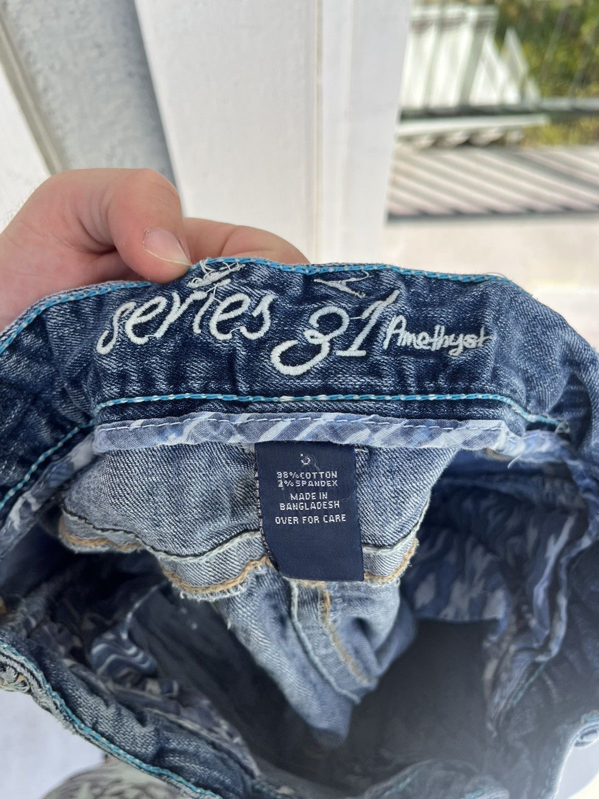 Miss Me Y2K jorts size 28 Size 28" / US 6 / IT 42 - 3 Thumbnail