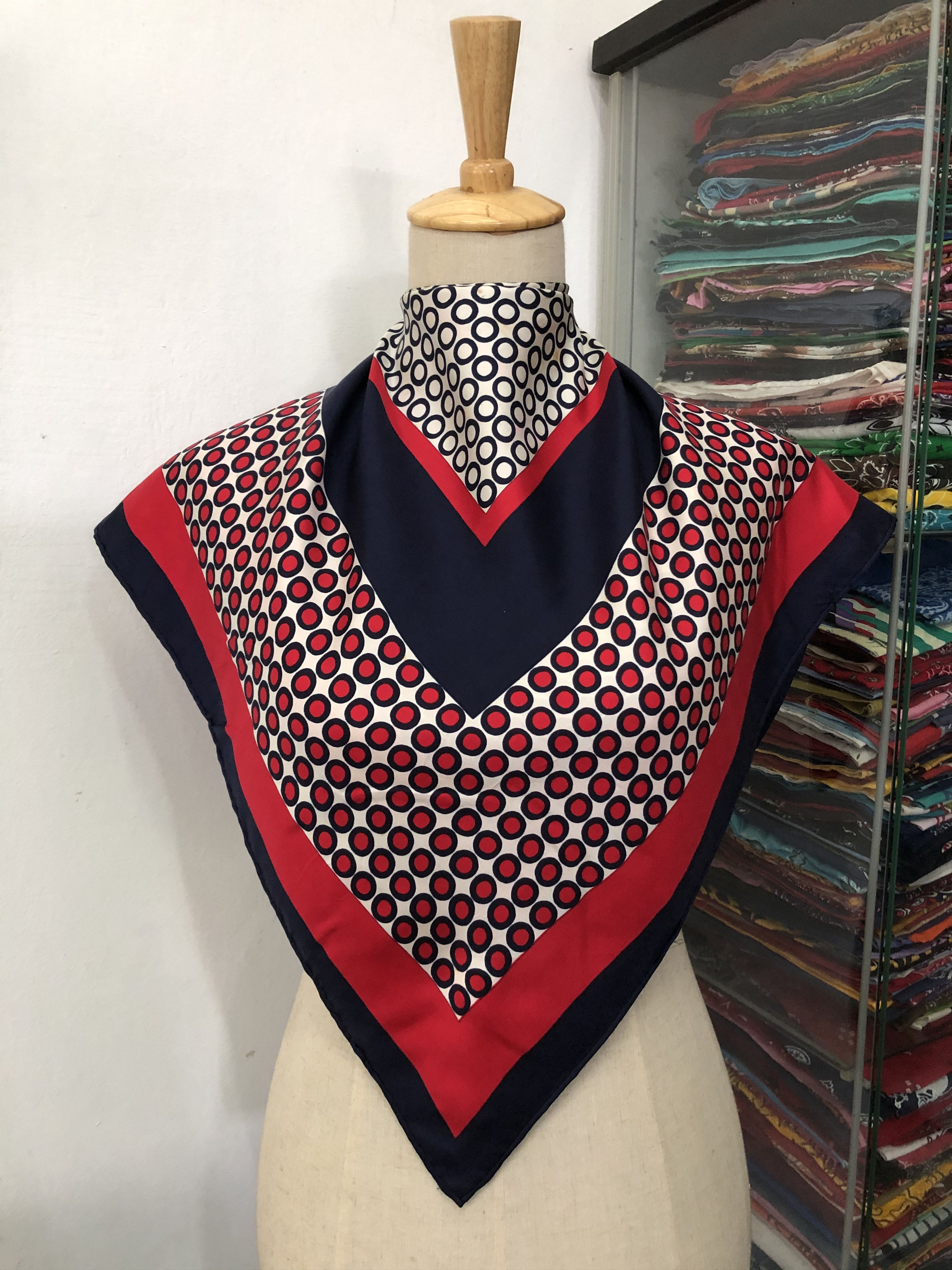 Vintage × Yves Saint Laurent Vintage Yves Saint Laurent Silk Scarf Size ONE SIZE - 1 Thumbnail