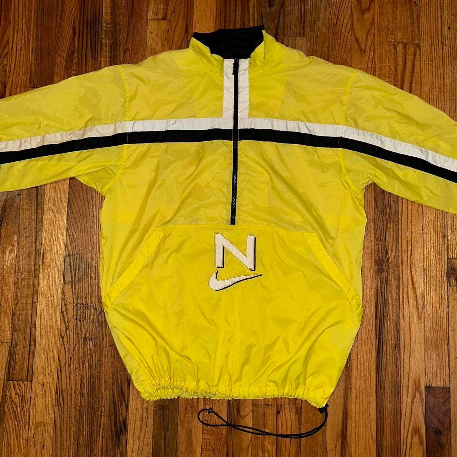 Supreme/Nike Track Jacket イエロー Supreme®/Nike®. 03/20/2025 Supreme has worked with Nike® on