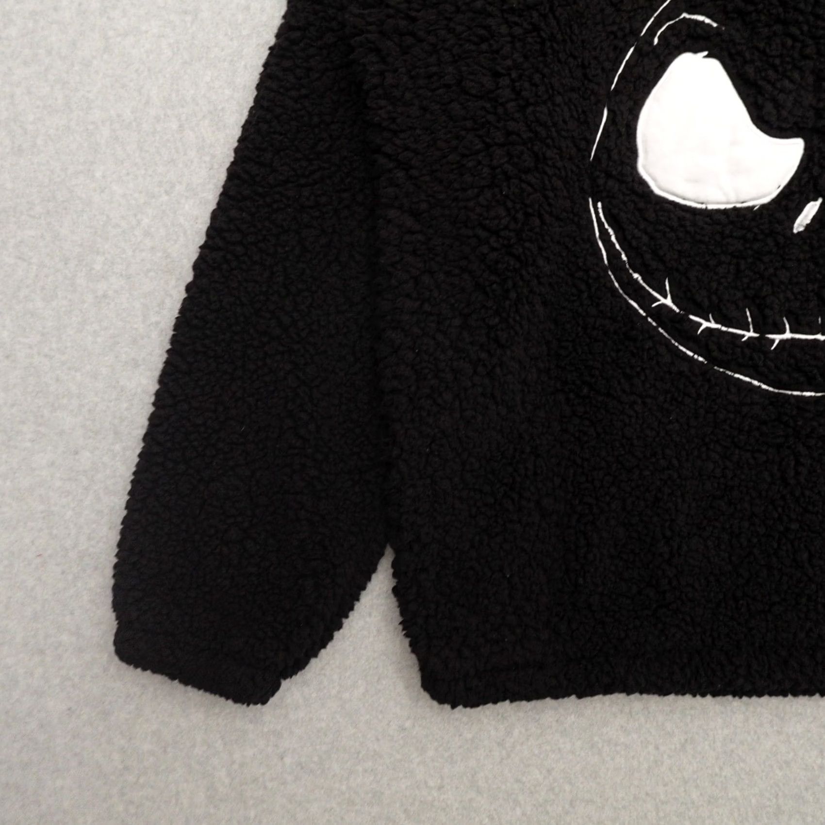 Disney VINTAGE Tim Burtons Nightmare Before Christmas Adult XL (26X30) Disney Fleece Pullover Shirt Mens Black Wool? Size US XL / EU 56 / 4 - 5 Thumbnail
