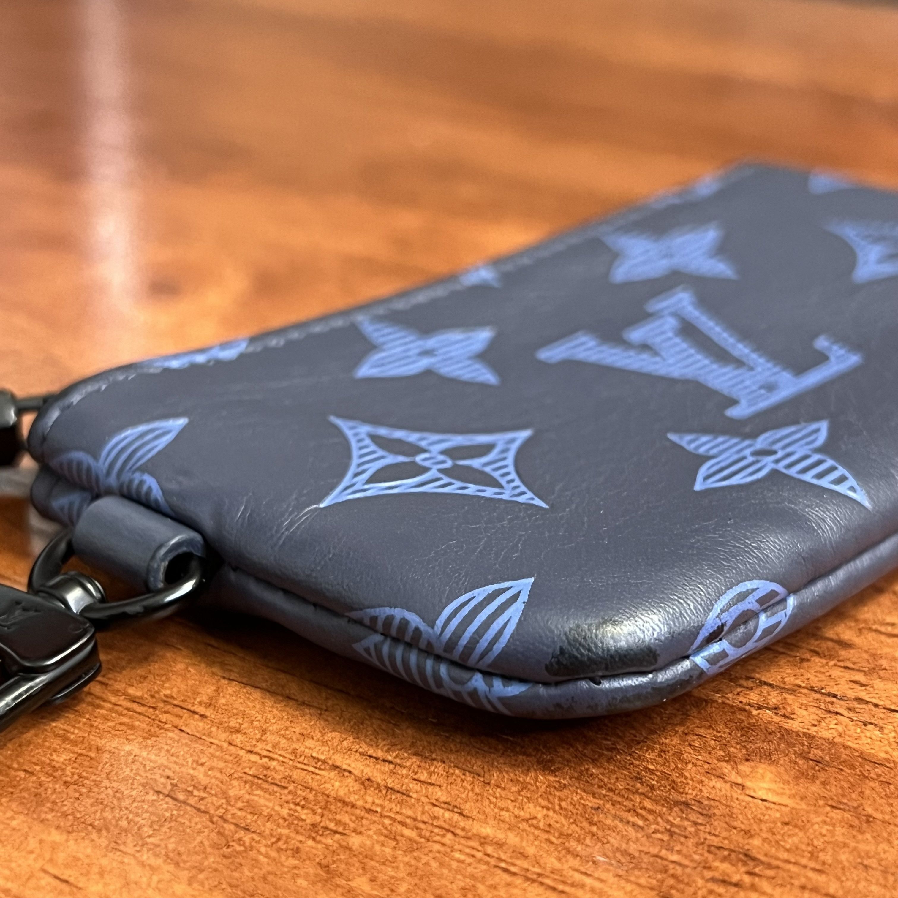 Louis Vuitton Louis Vuitton Monogram Shadow Leather Coin Case Size ONE SIZE - 2 Thumbnail