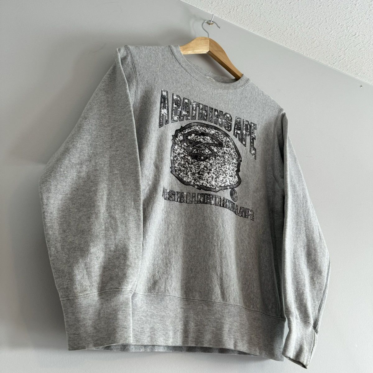 Bape × Nigo × Vintage OG Cash Money Records Angry Ape Crewneck Sweatshirt Size XS / US 0-2 / IT 36-38 - 4 Thumbnail