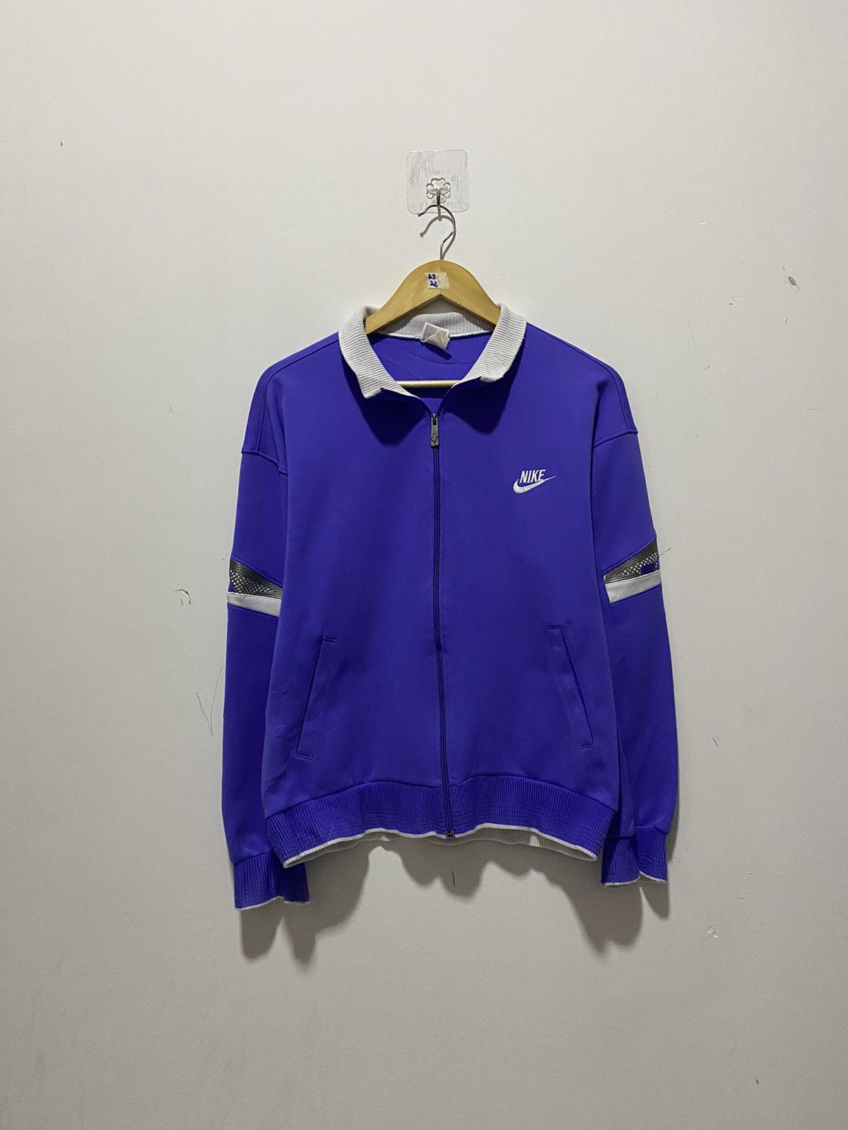 Nike × Vintage Vintage 80’s Nike tracktop Size US L / EU 52-54 / 3 - 1 Thumbnail