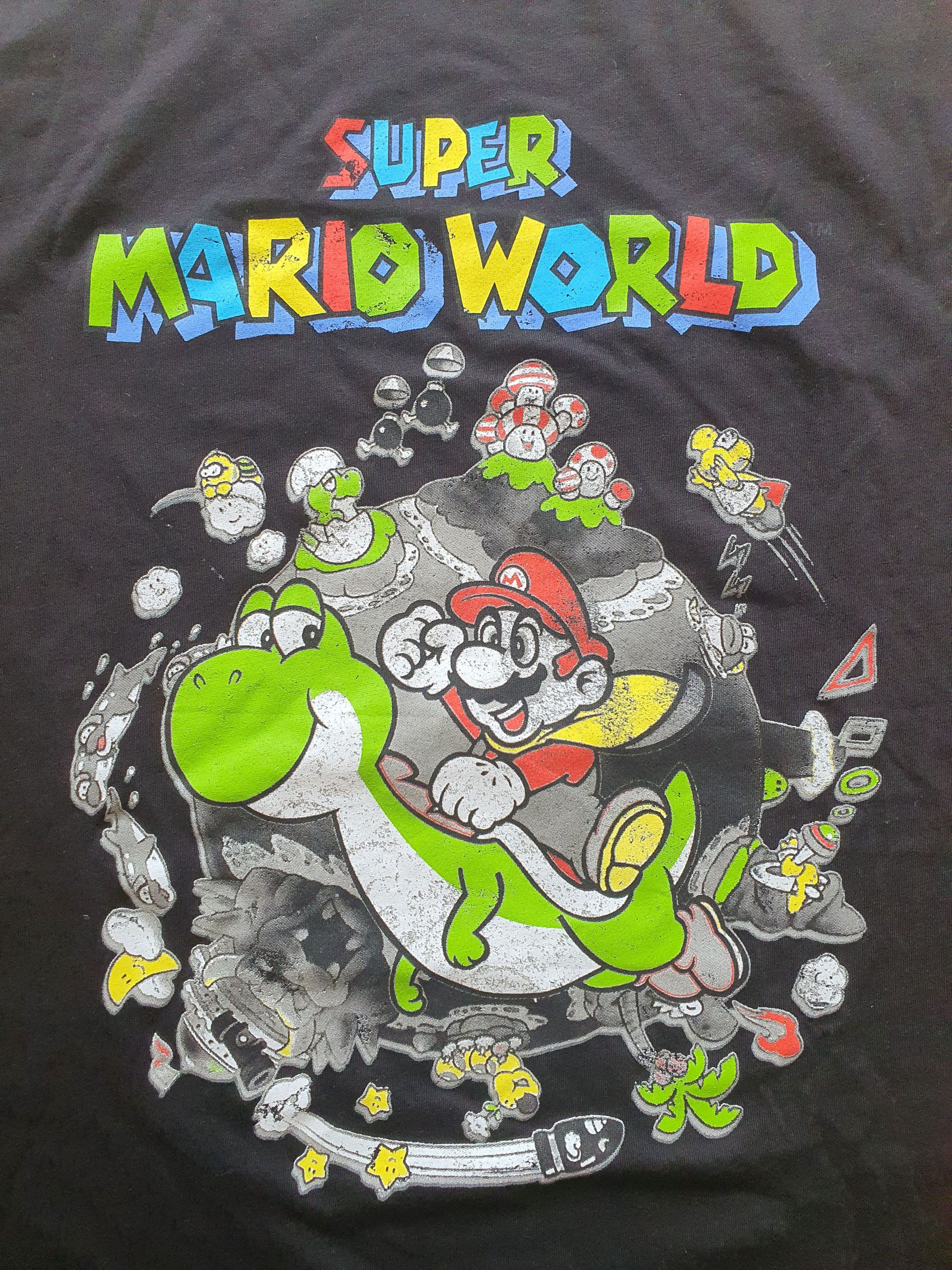 Nintendo BIOWORLD - Super Mario World (SNES) Graphic T-Shirt - 2017 Size US M / EU 48-50 / 2 - 8 Thumbnail