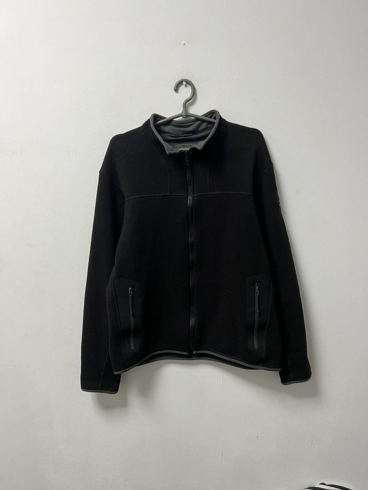 Arc'teryx Vintage Arcteryx Fleece Jacket Polartec M Size US M / EU 48-50 / 2 - 14 Thumbnail